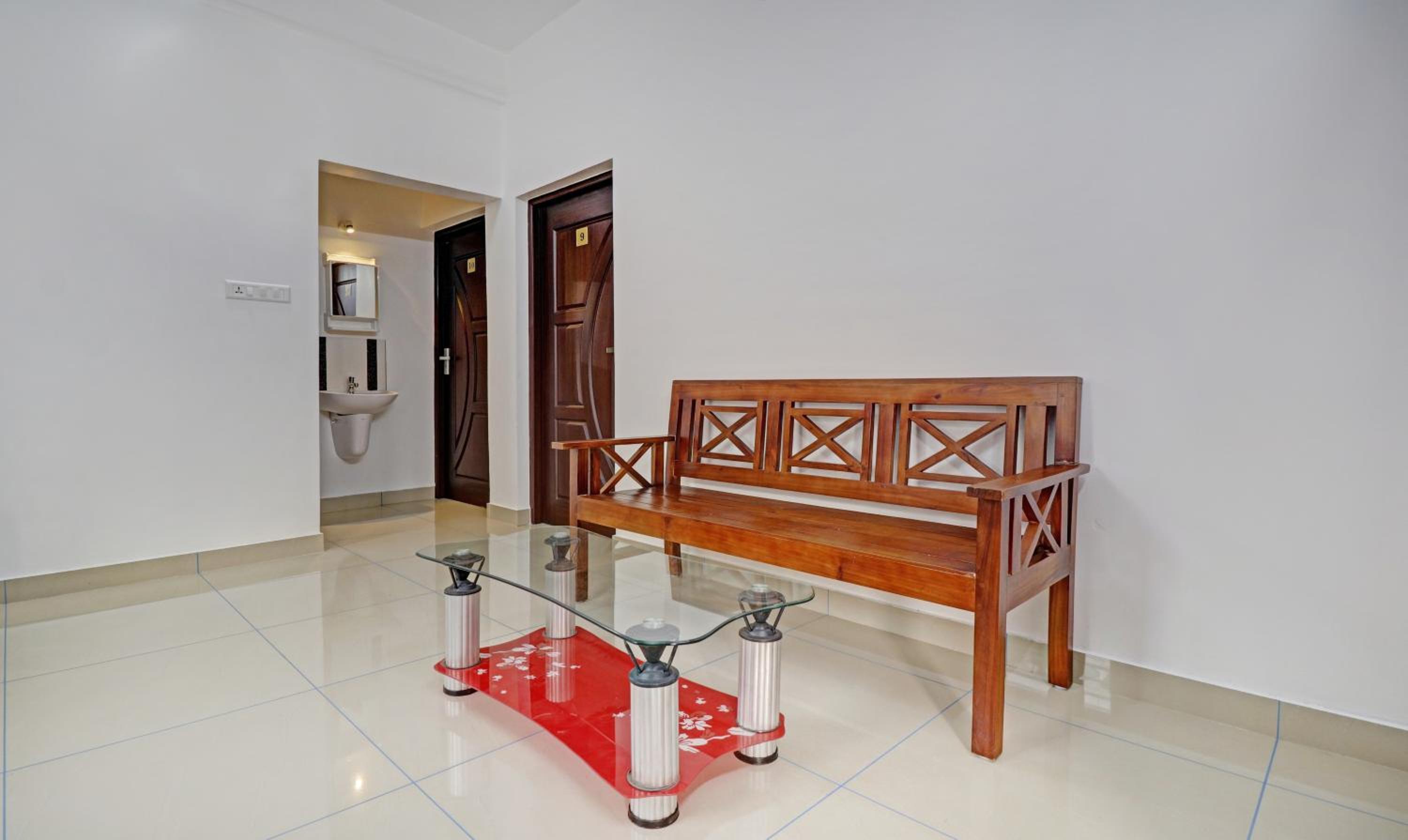 Standard Room - Photo 10