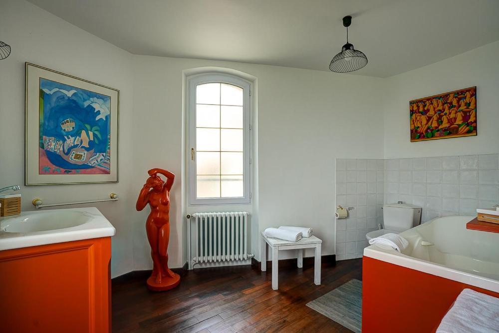 Deluxe Double Room with Balcony photo 3