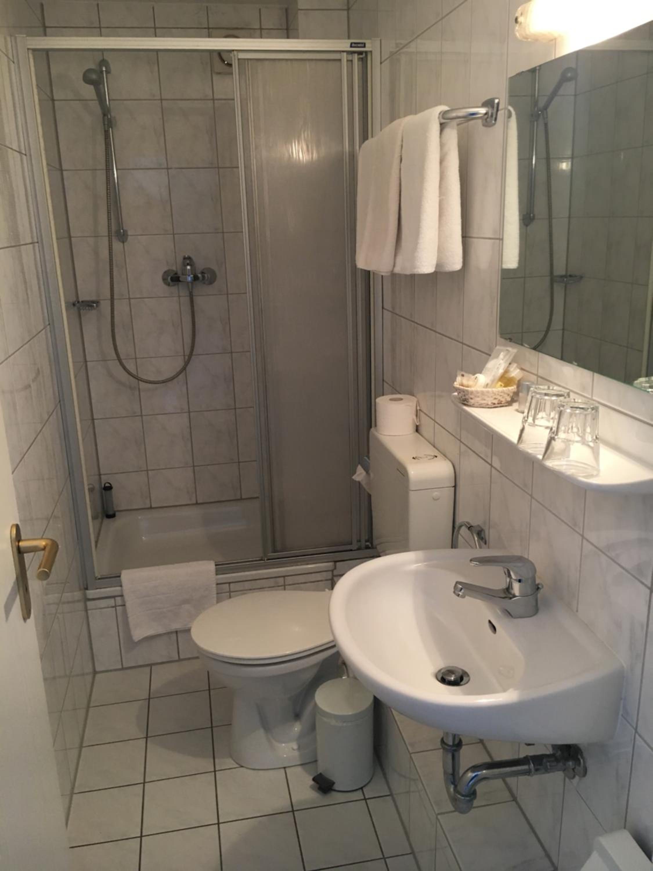 Double Room - Photo 14