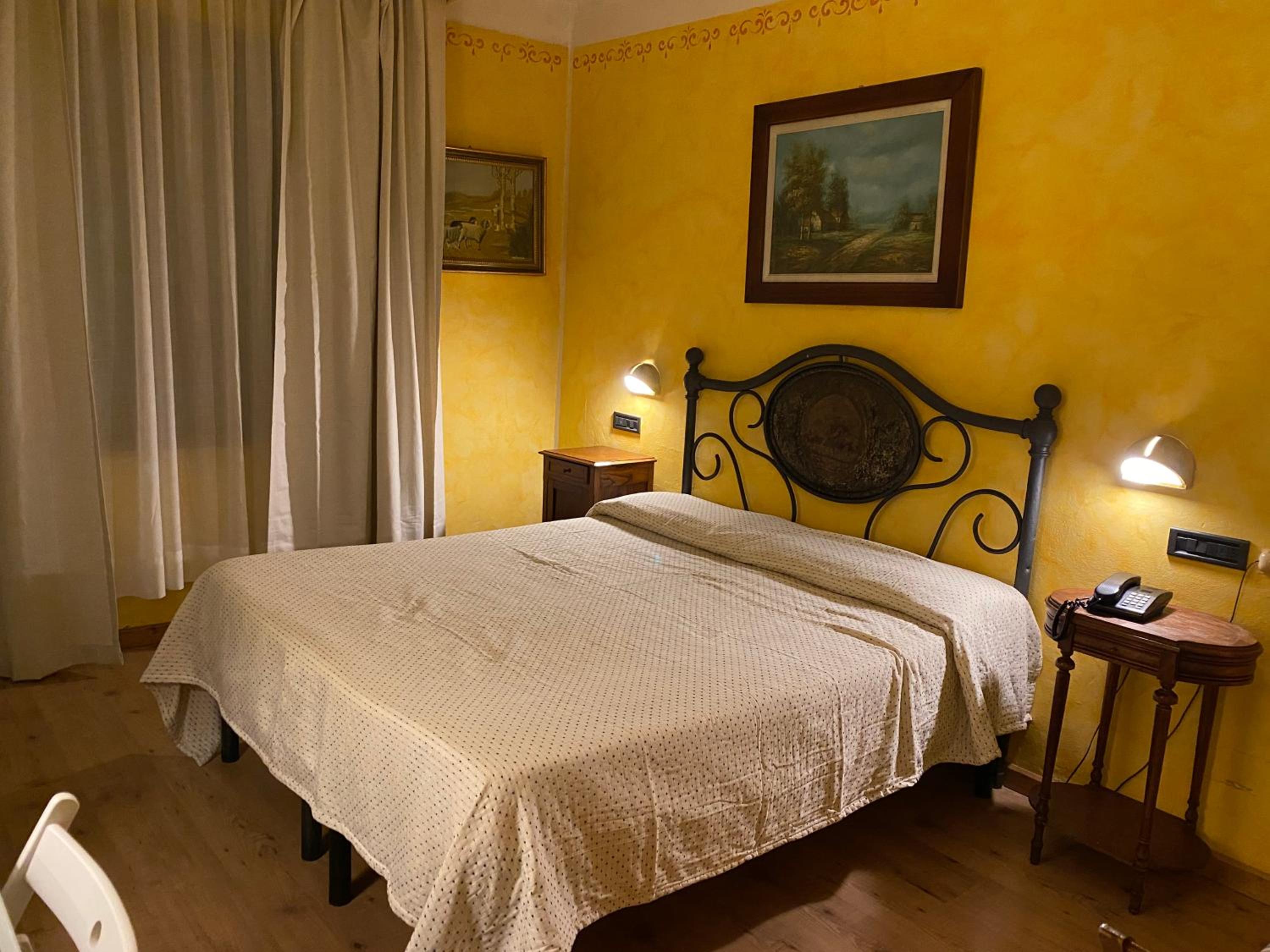 Classic Double Room - Photo 1