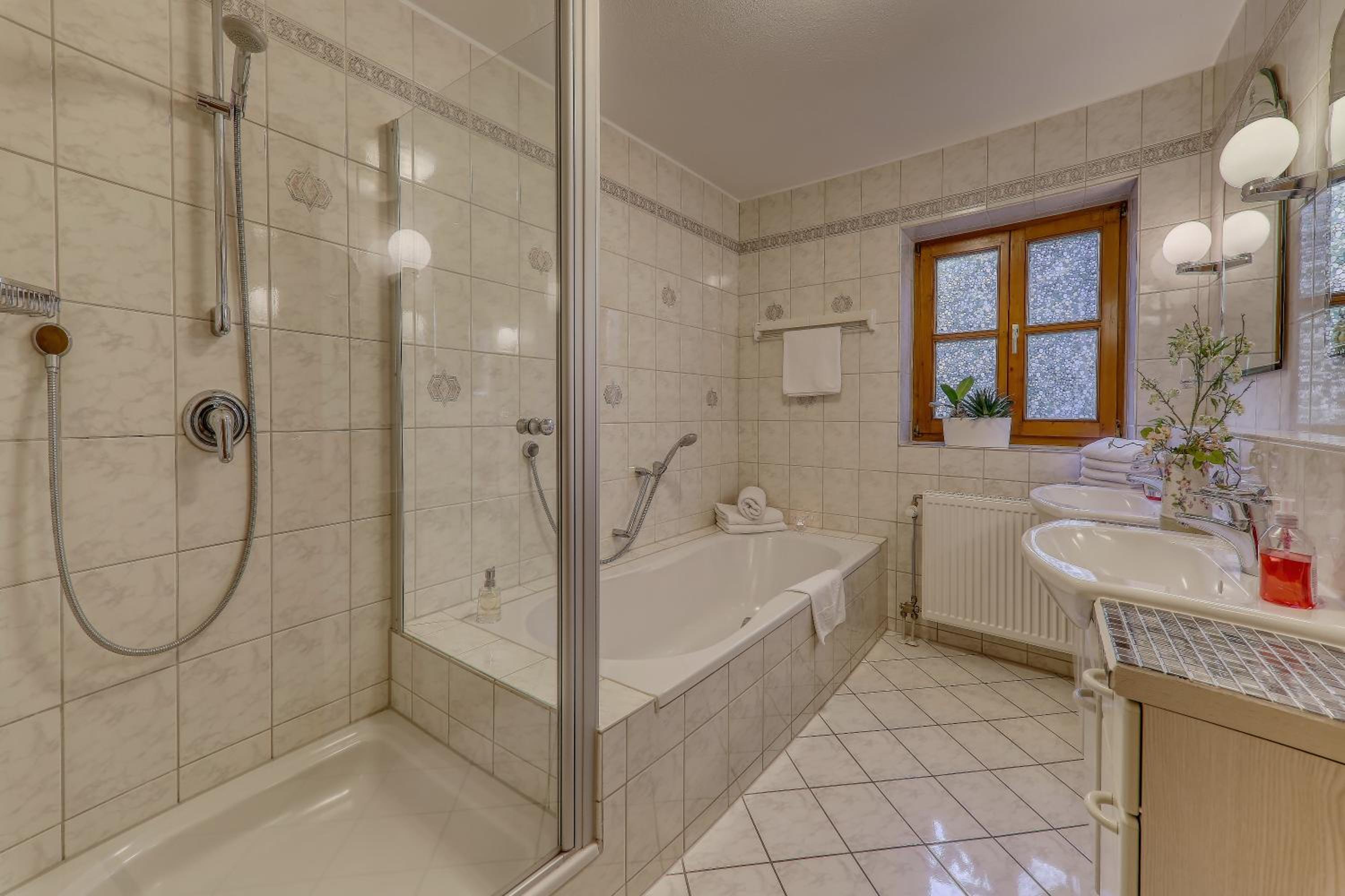 Two-Bedroom Apartment (4-6 Adults) Lusen  photo 3