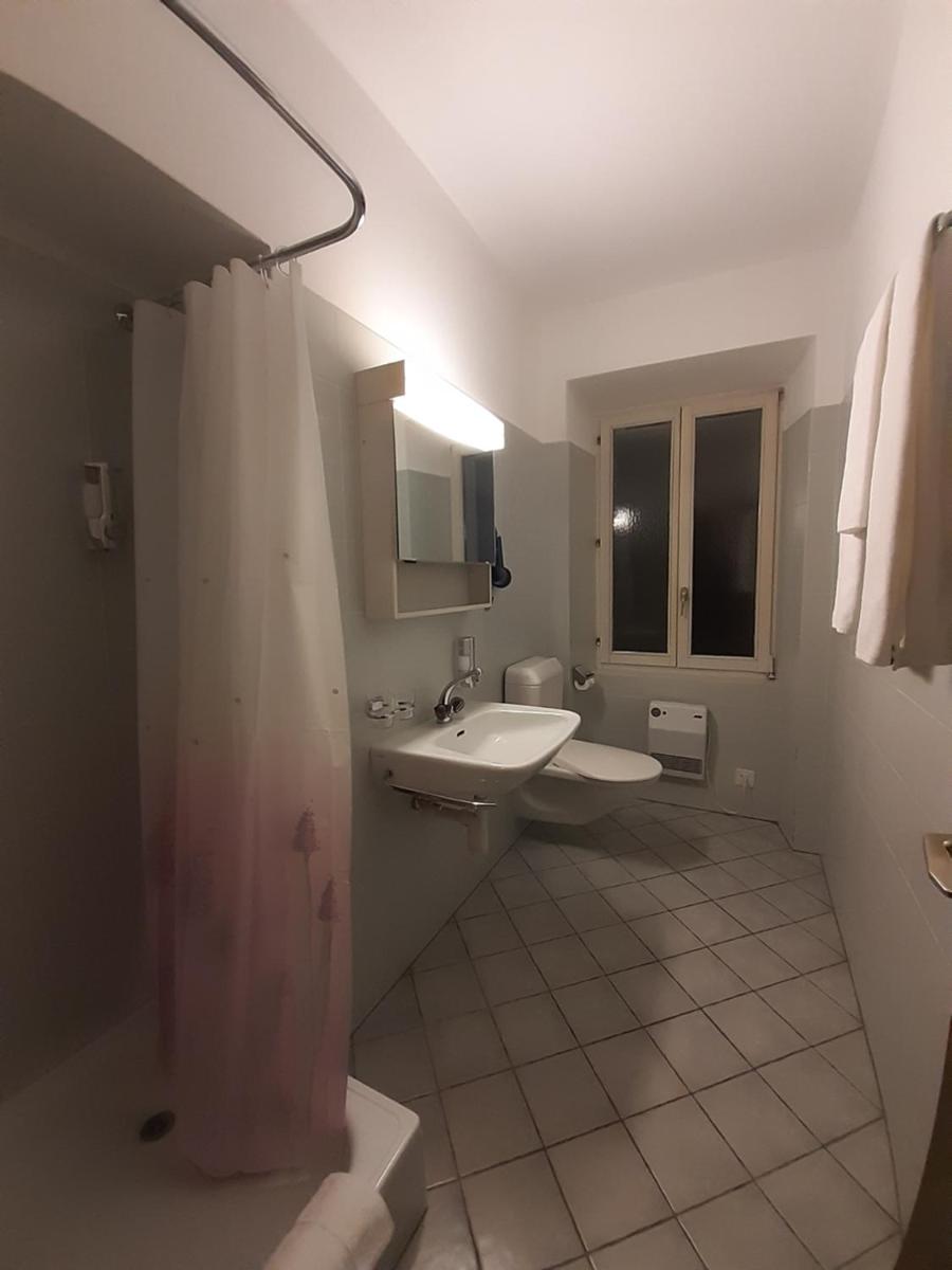One-Bedroom Apartment - Photo 10