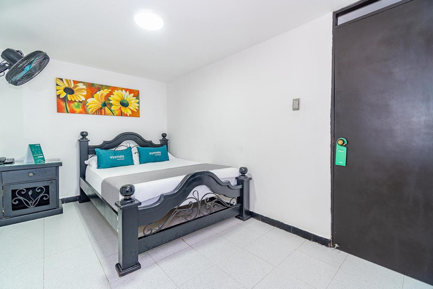 Standard Double Room photo 2