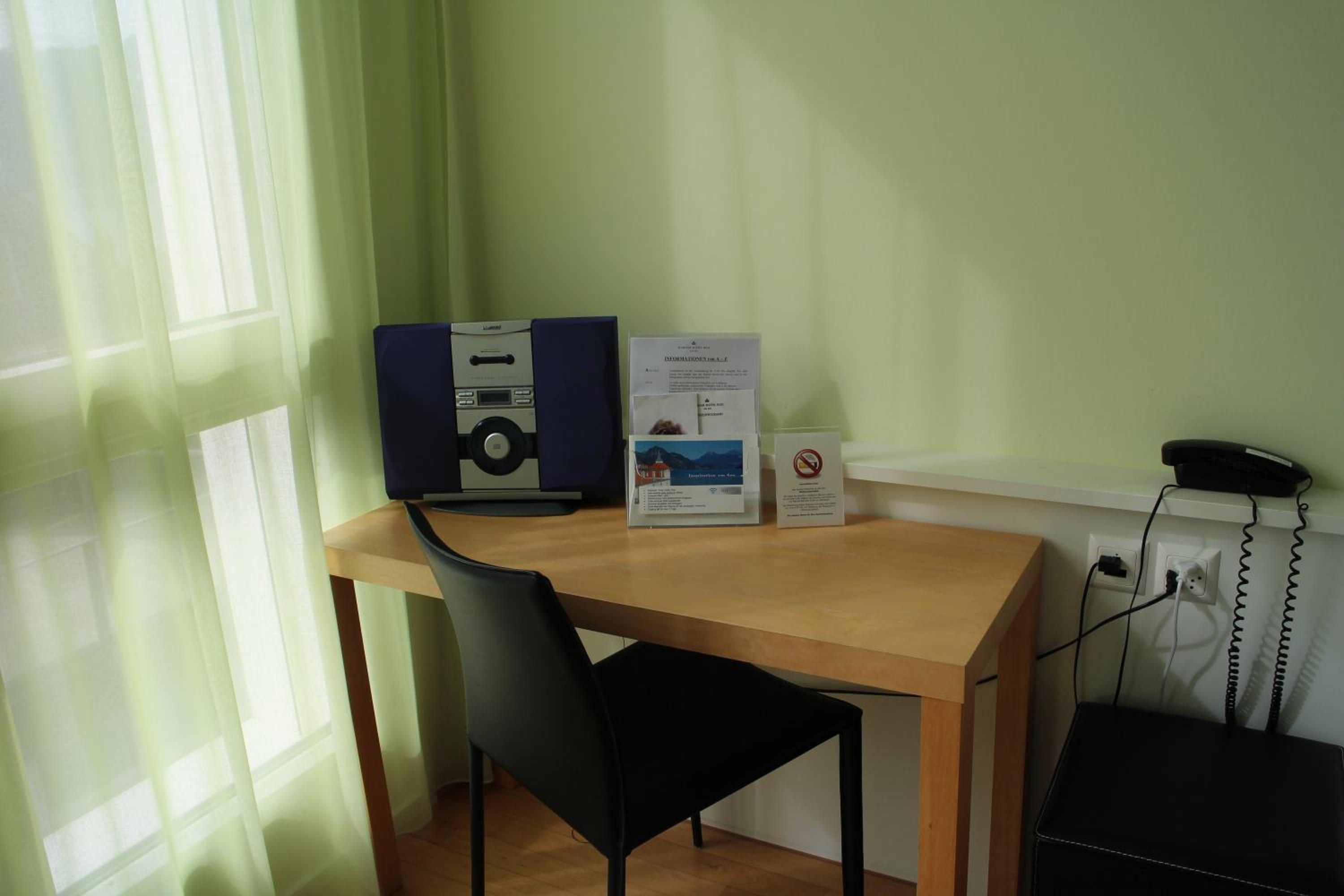 Standard Double Room - Photo 3