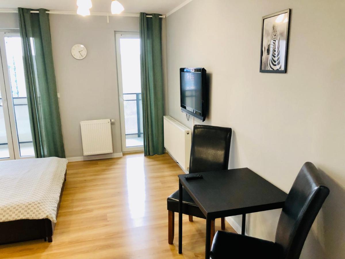 One-Bedroom Apartment - Photo 1