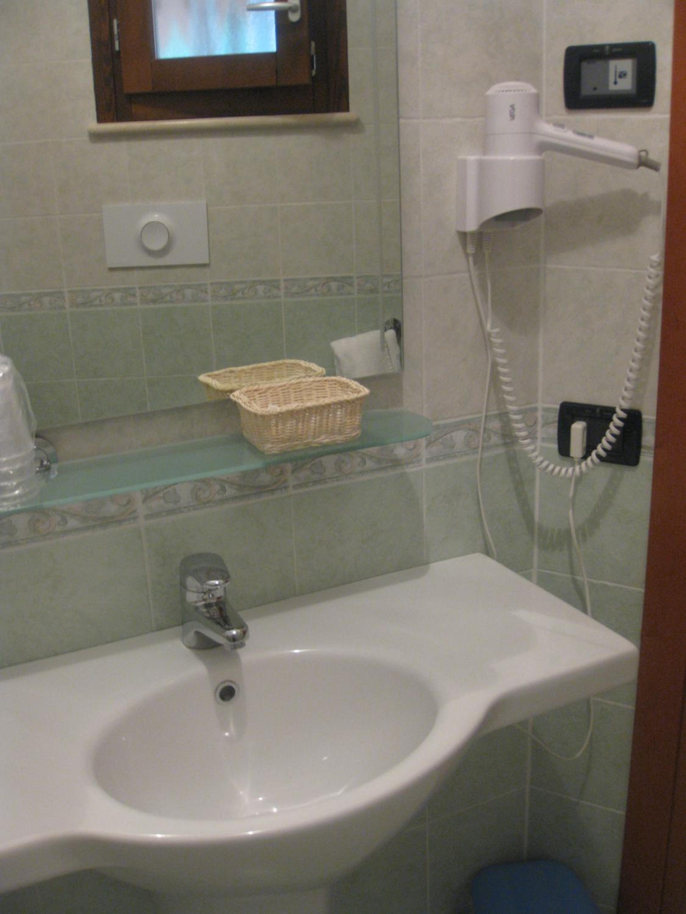 Double Room with Balcony photo 2