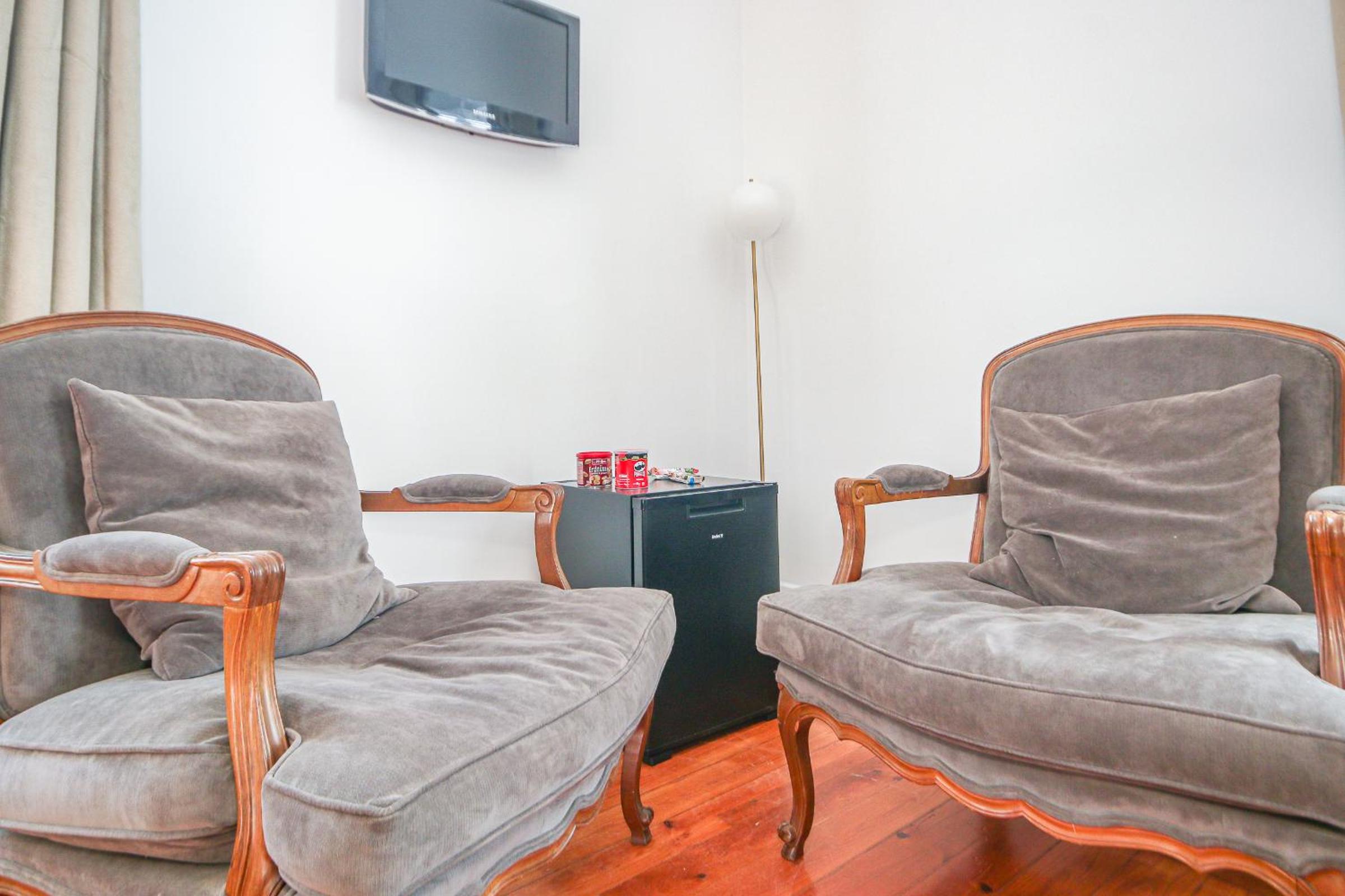 Deluxe Double or Twin Room with Garden View - Photo 7
