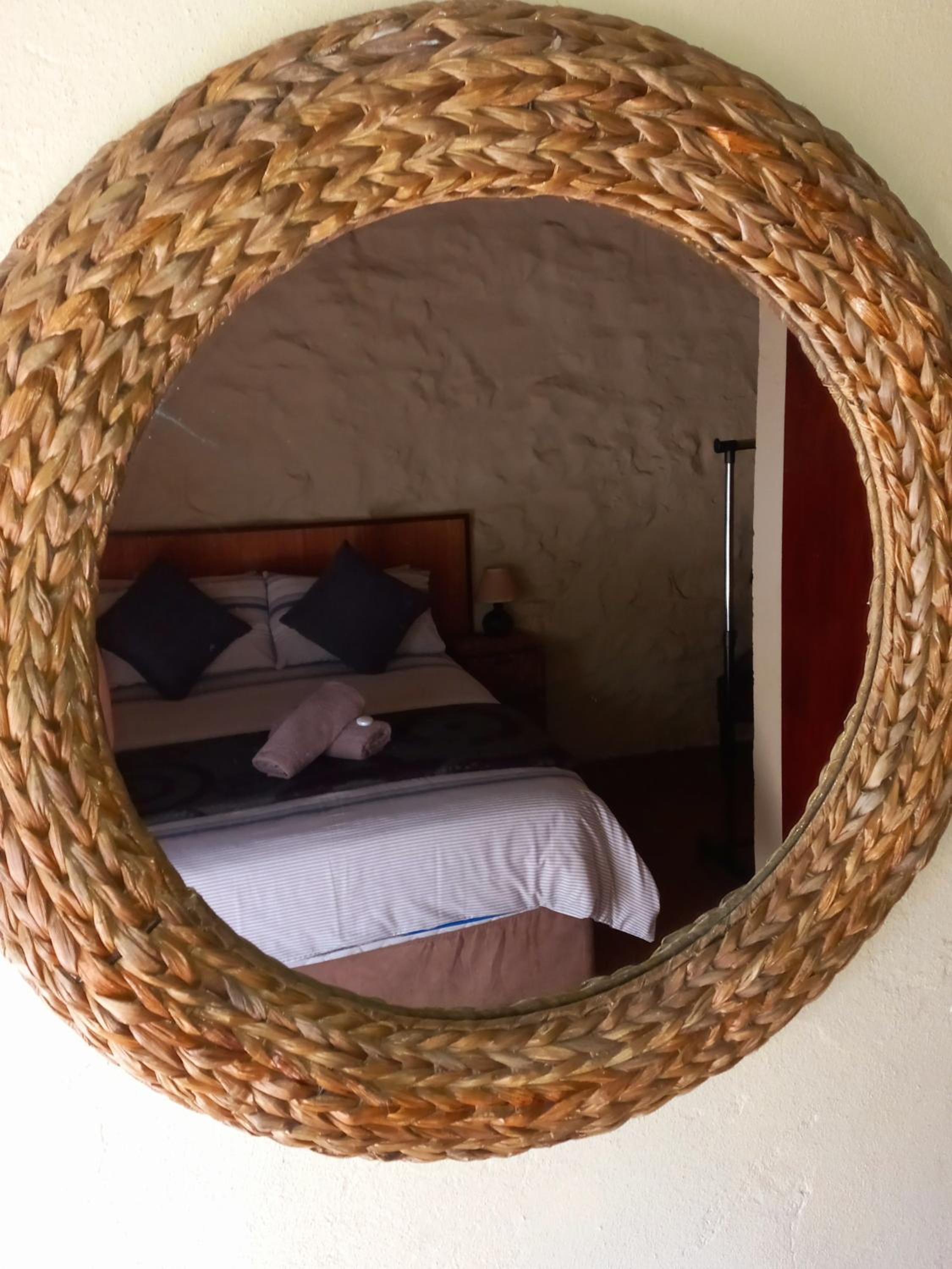 Budget Double Room - Photo 2