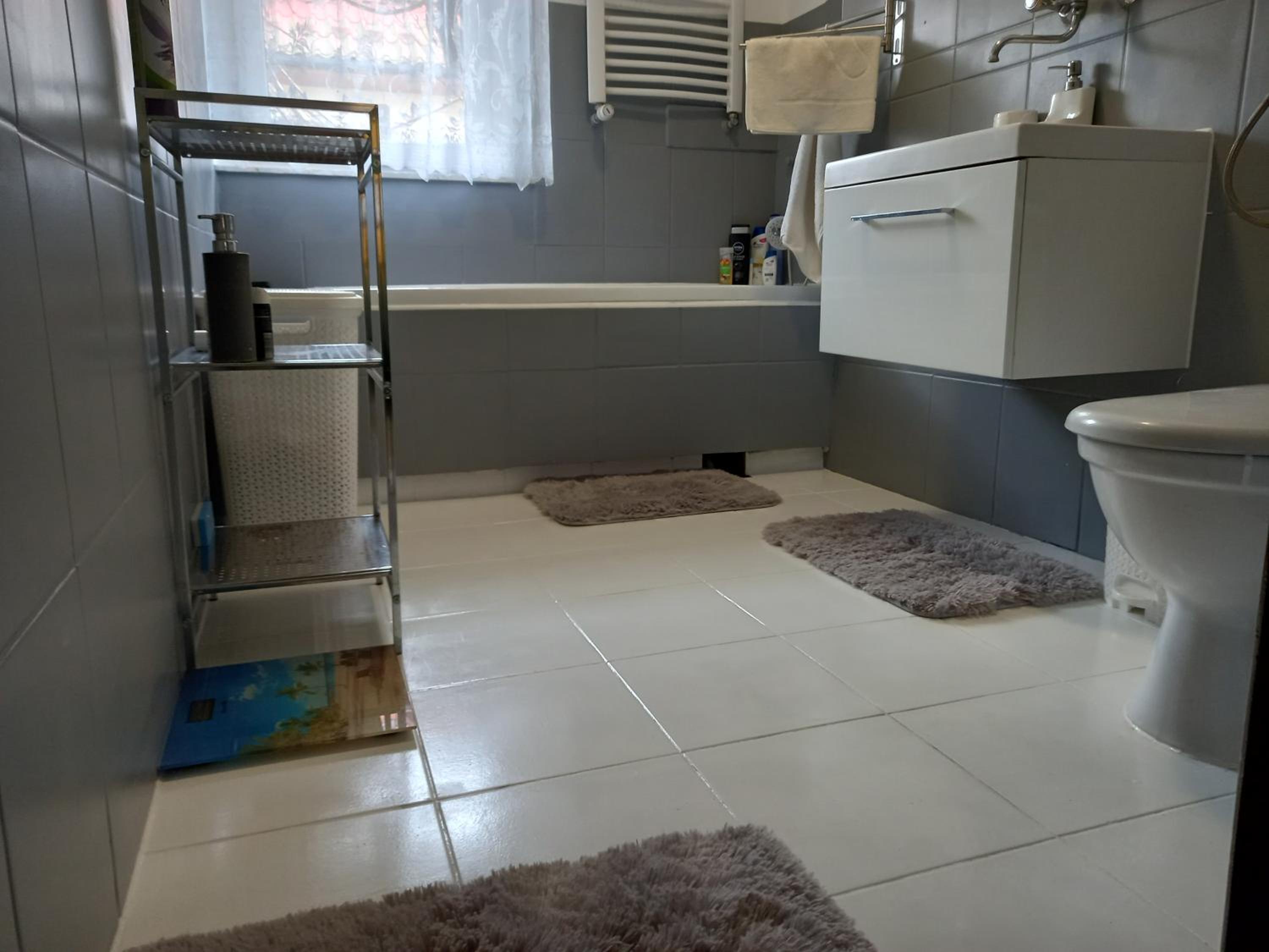 Small Single Room photo 1