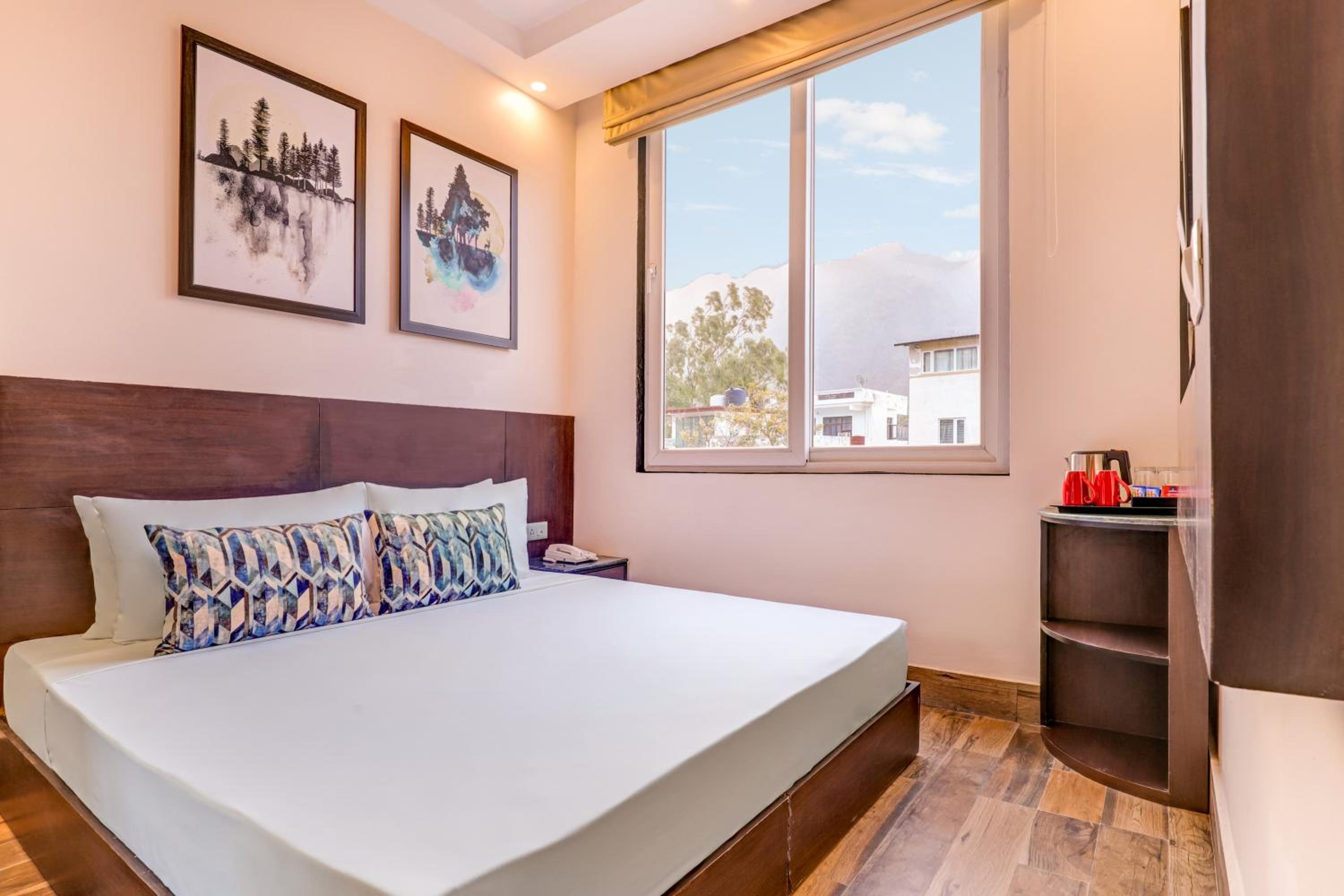 Superior King Room