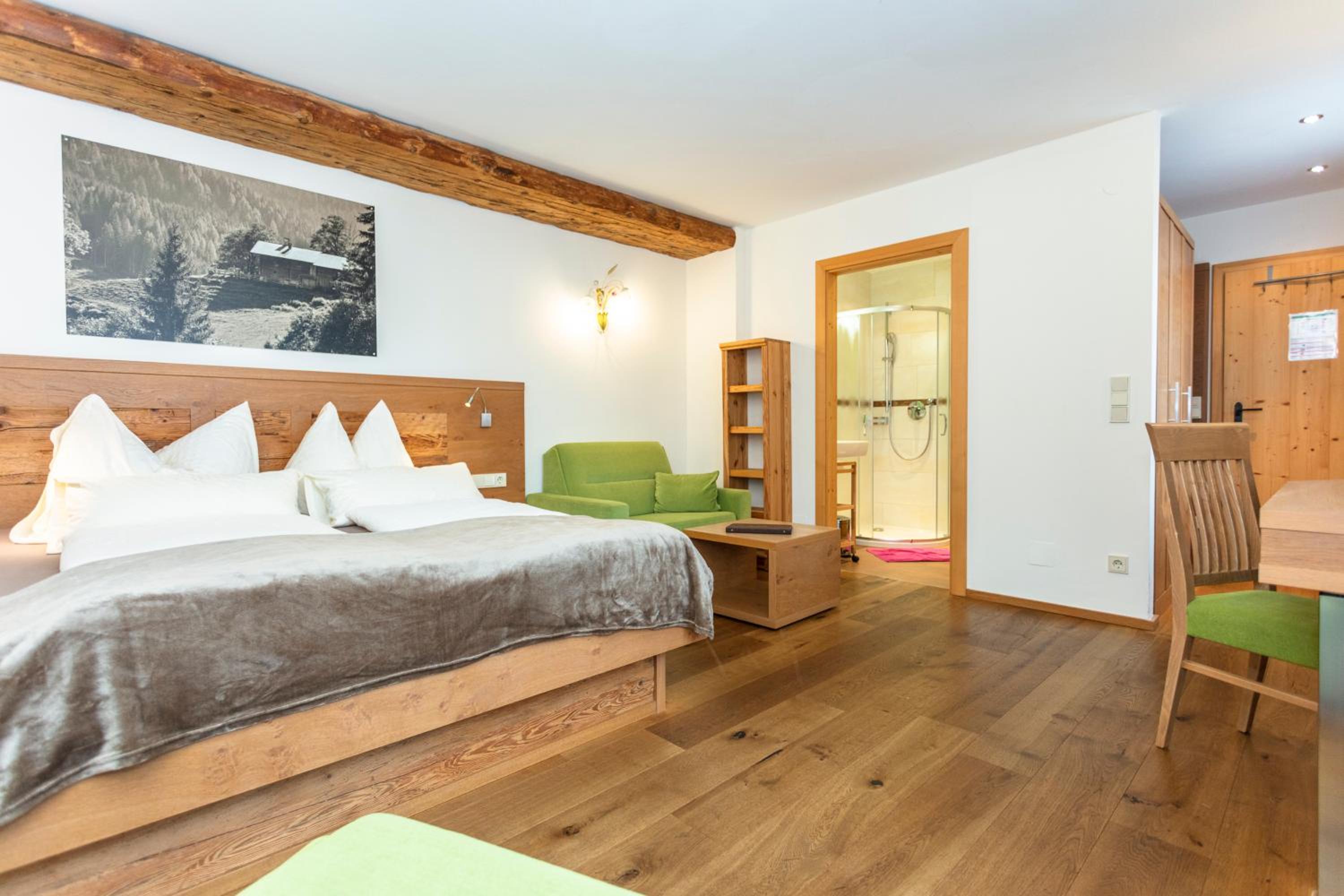 Superior Double Room photo 2