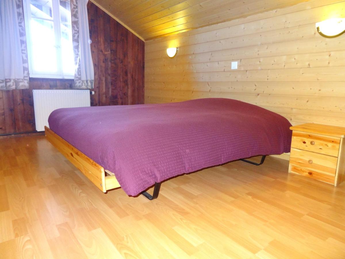 Standard Double Room with Shared Bathroom photo 2
