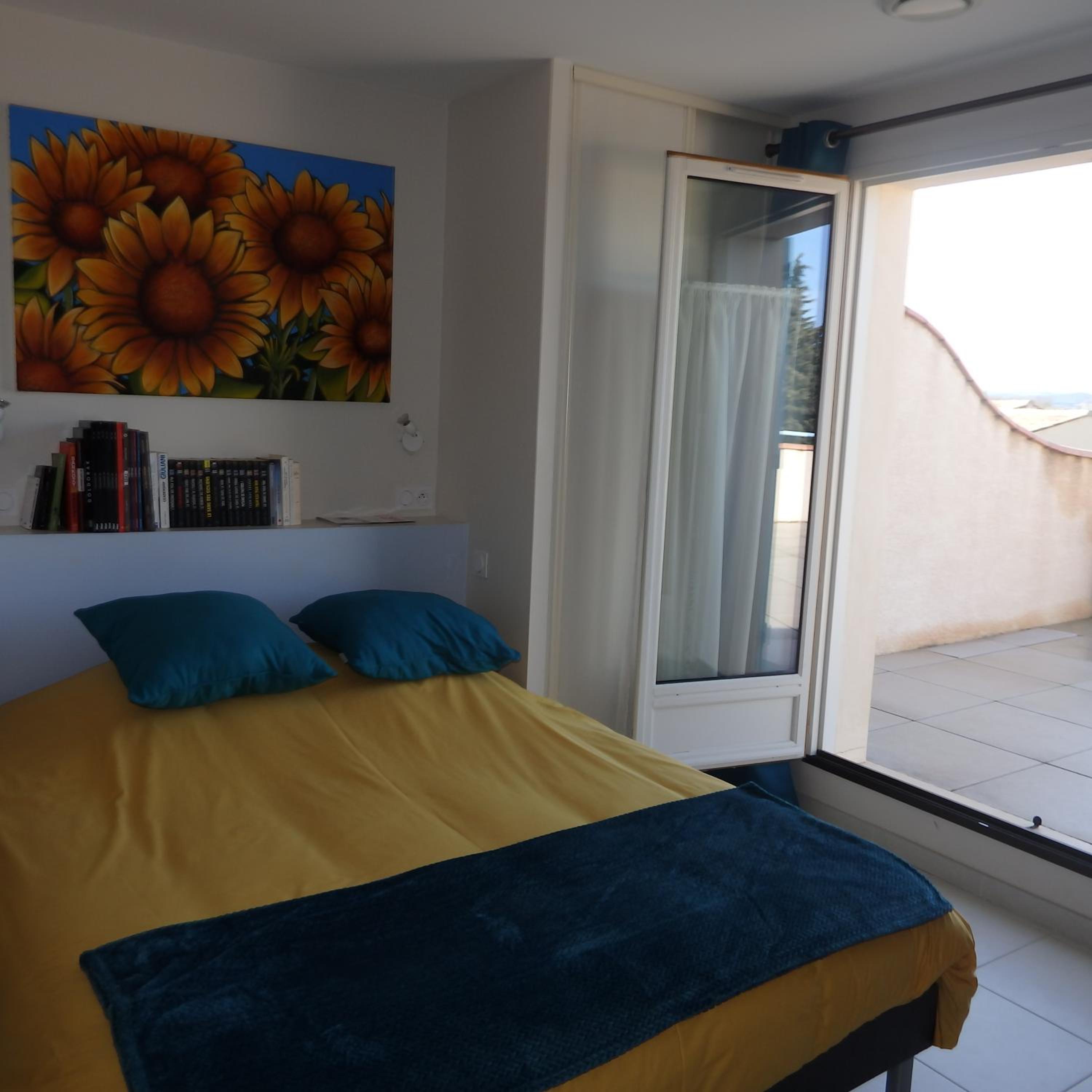Double Room - Photo 5