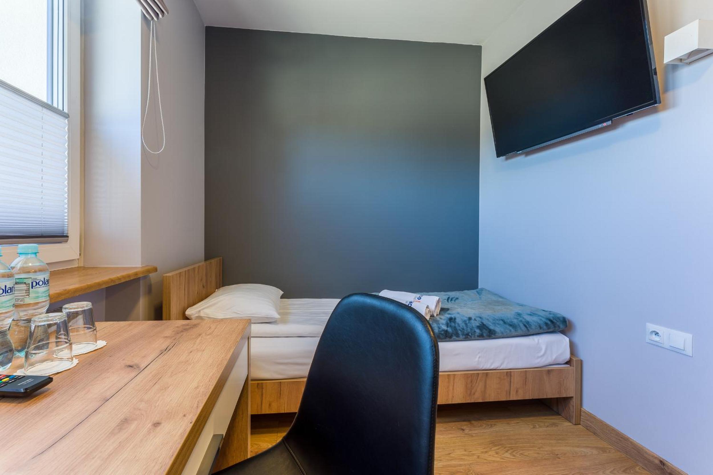 Economy Double Room photo 1