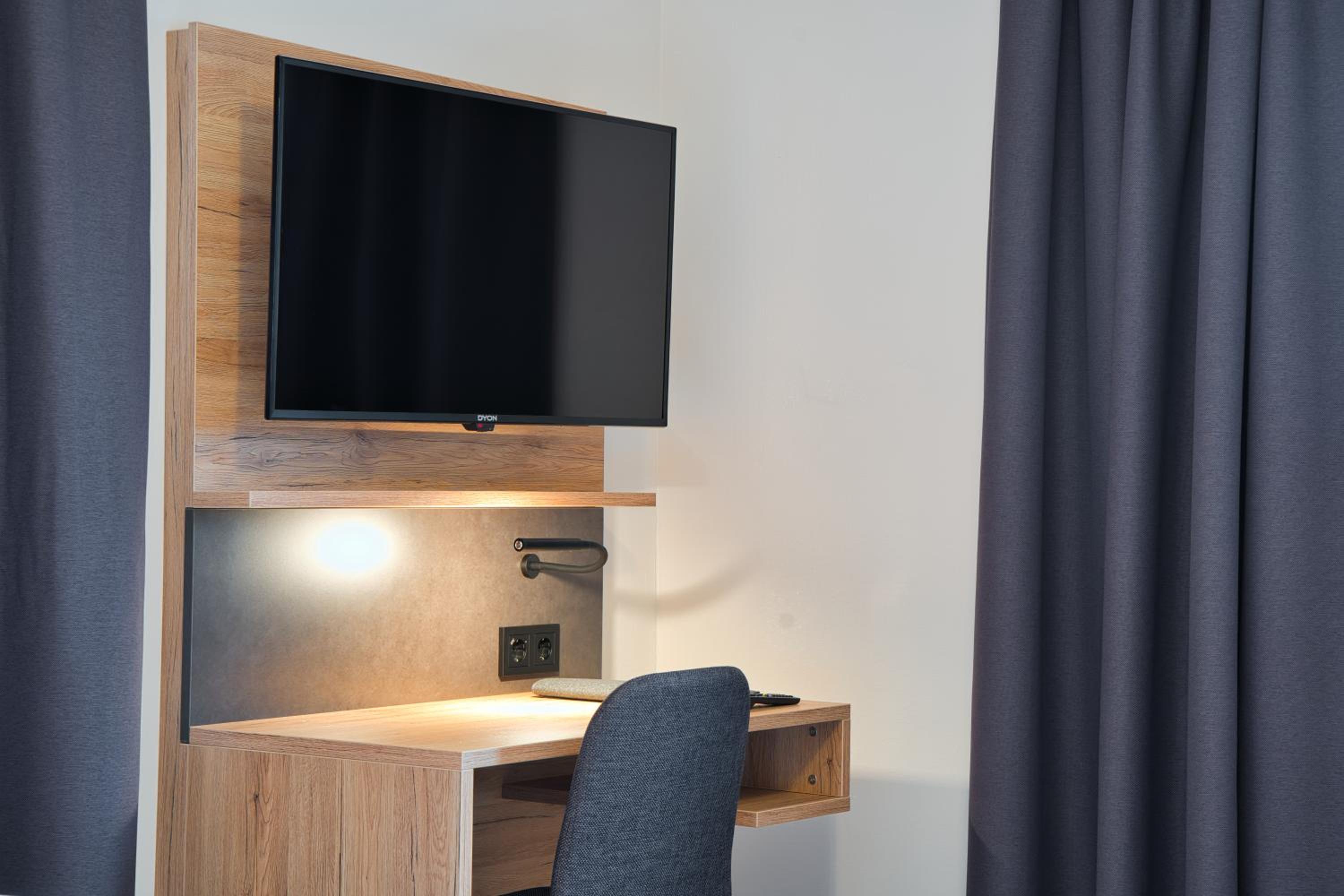 Double or Twin Room - Photo 1