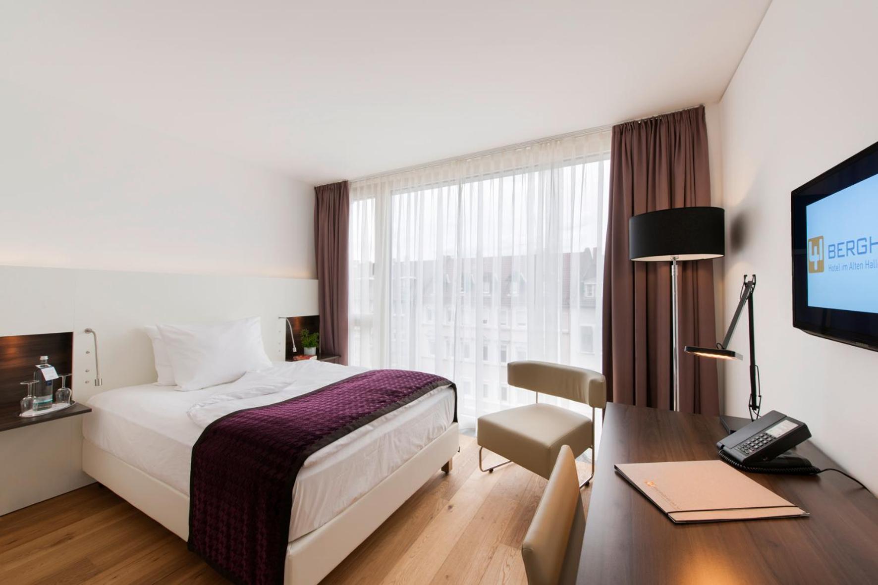 Deluxe Single Room with Balcony