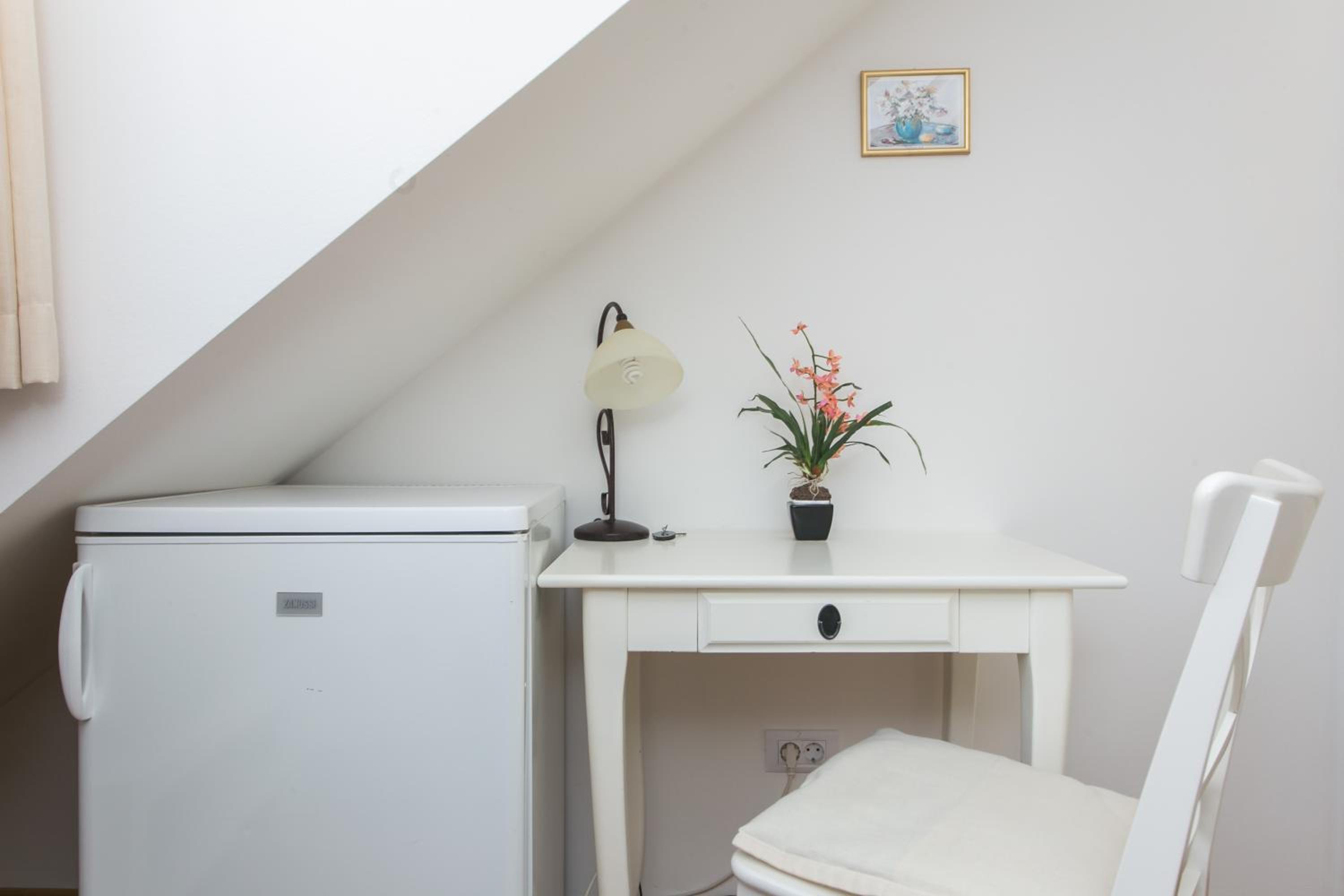 Single Room with City View (Fourth floor) photo 3