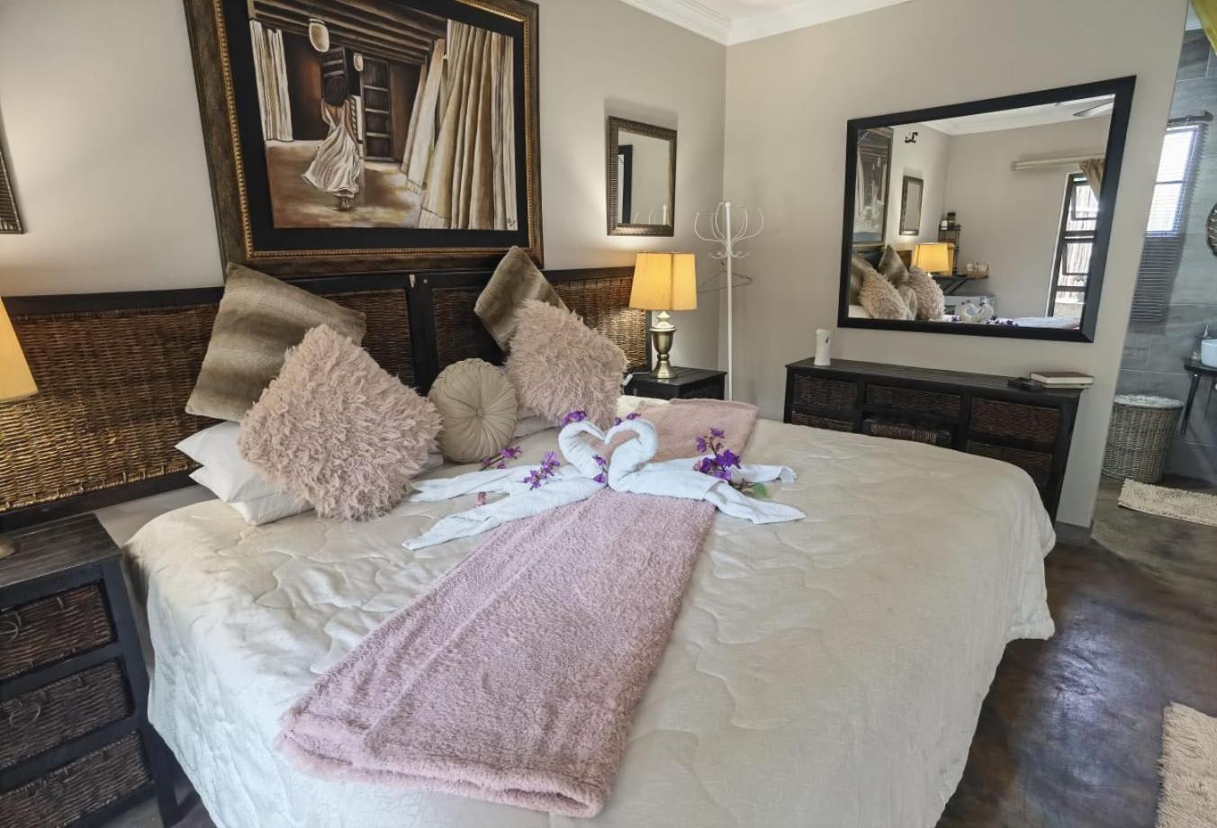 Budget Double or Twin Room - Photo 24