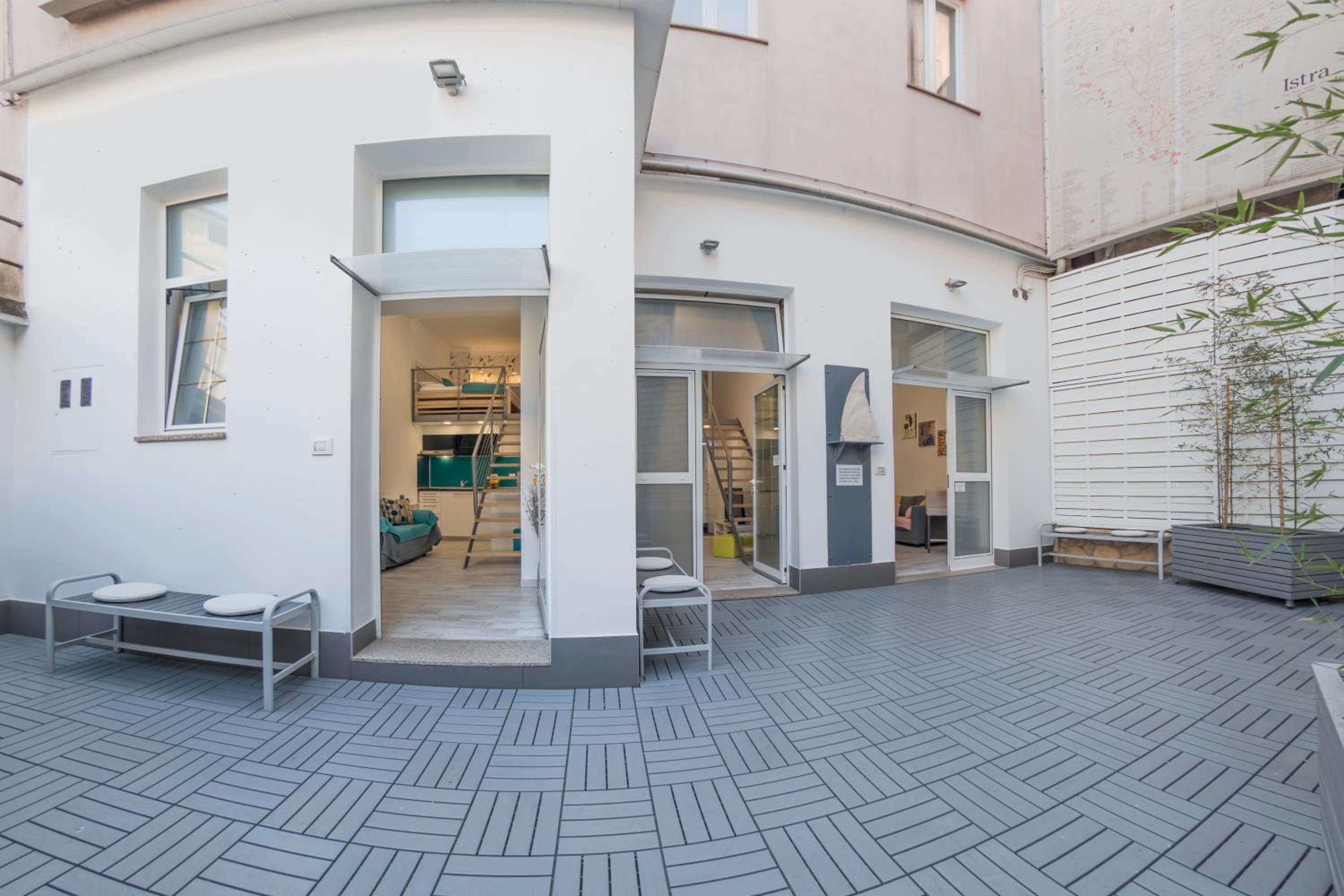 Duplex Apartment photo 2