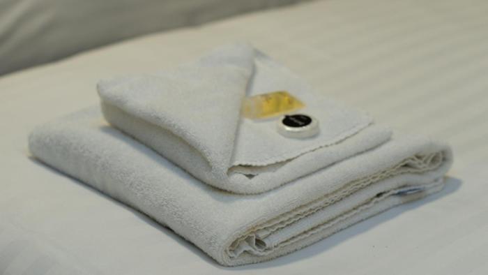 Deluxe King Room - Photo 5
