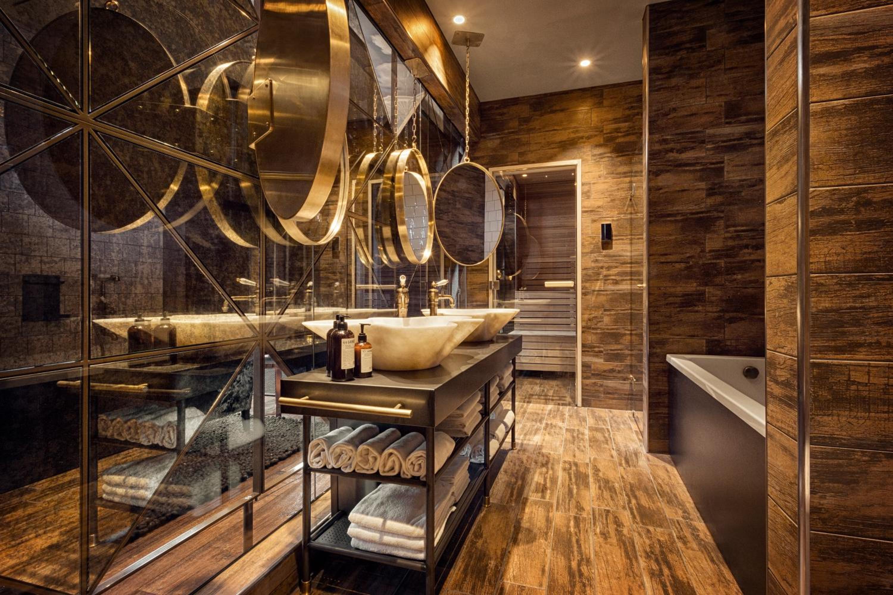 King Suite - Photo 7