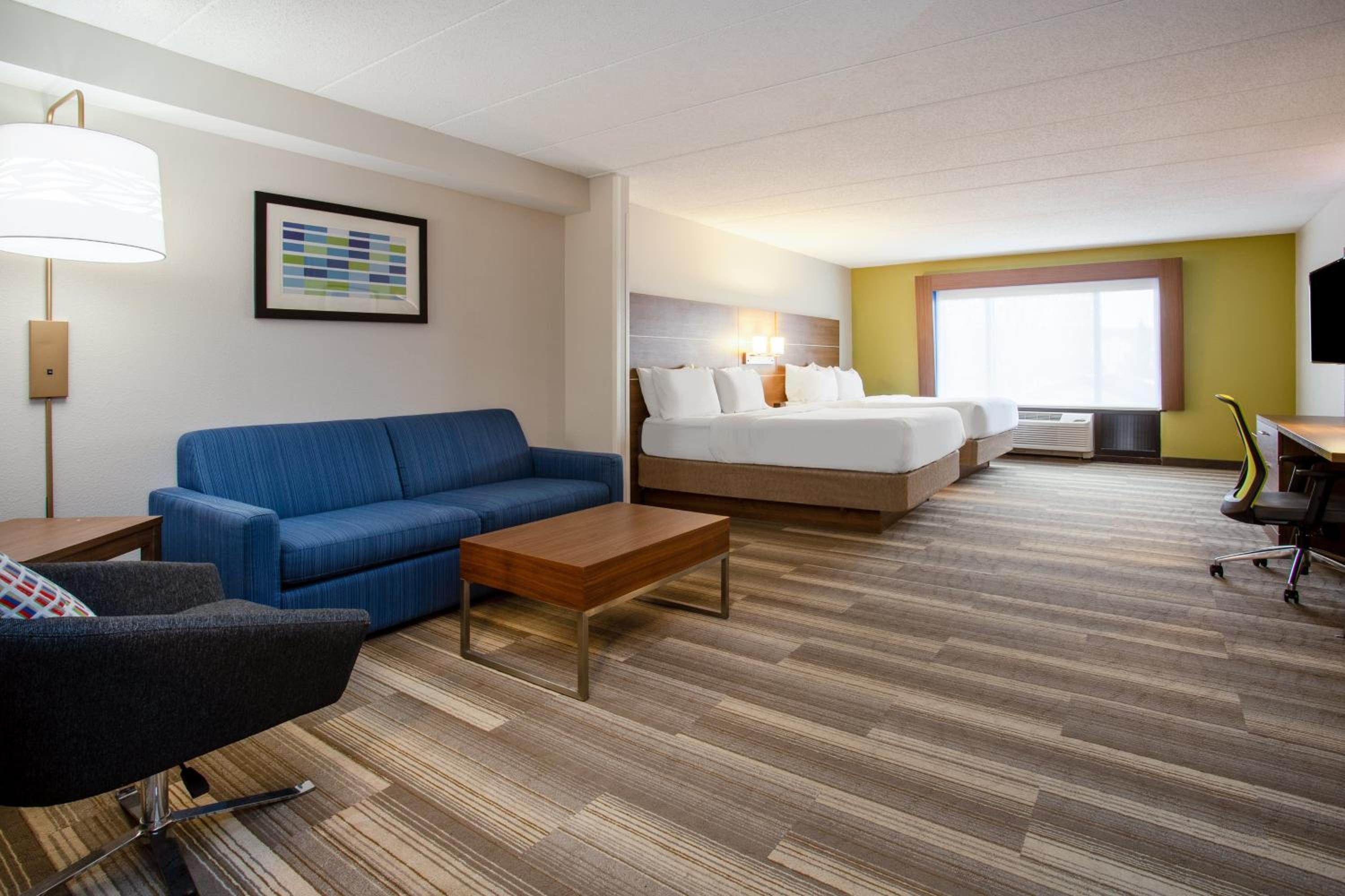 Standard Queen Room with Two Queen Beds and Extra Floor Space - Photo 1