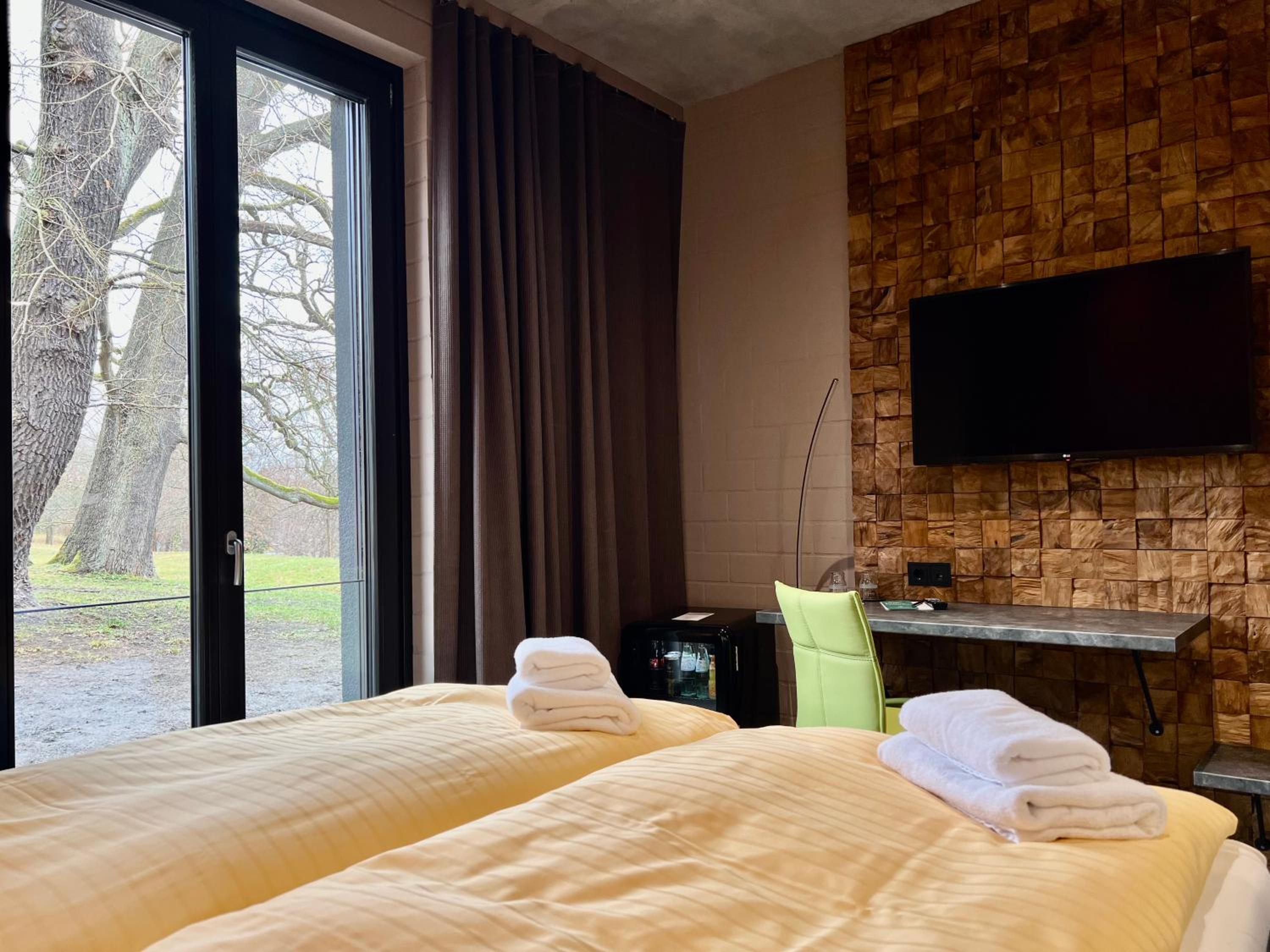 Double Room with Garden View - Photo 5