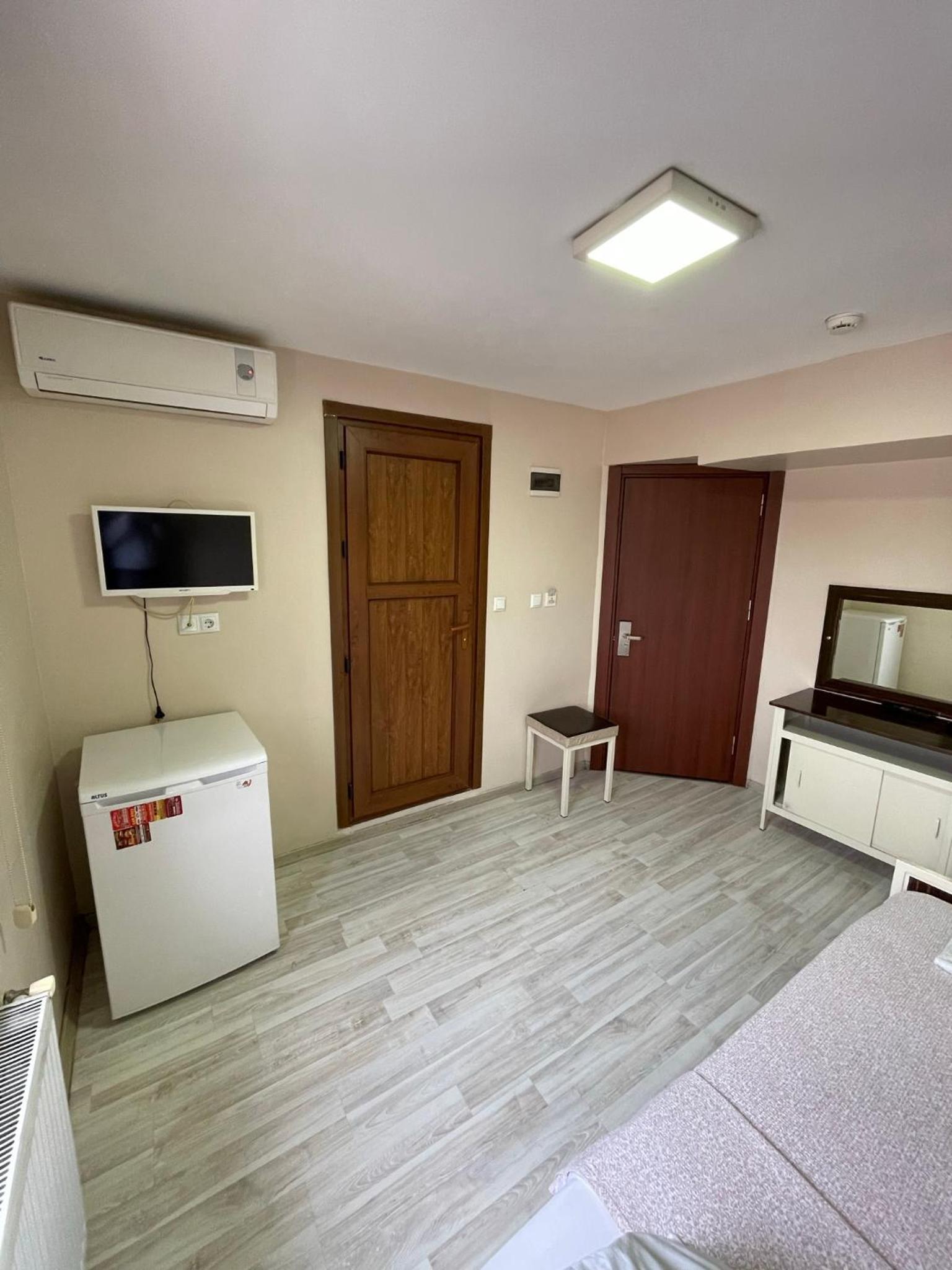 Standard Single Room photo 3