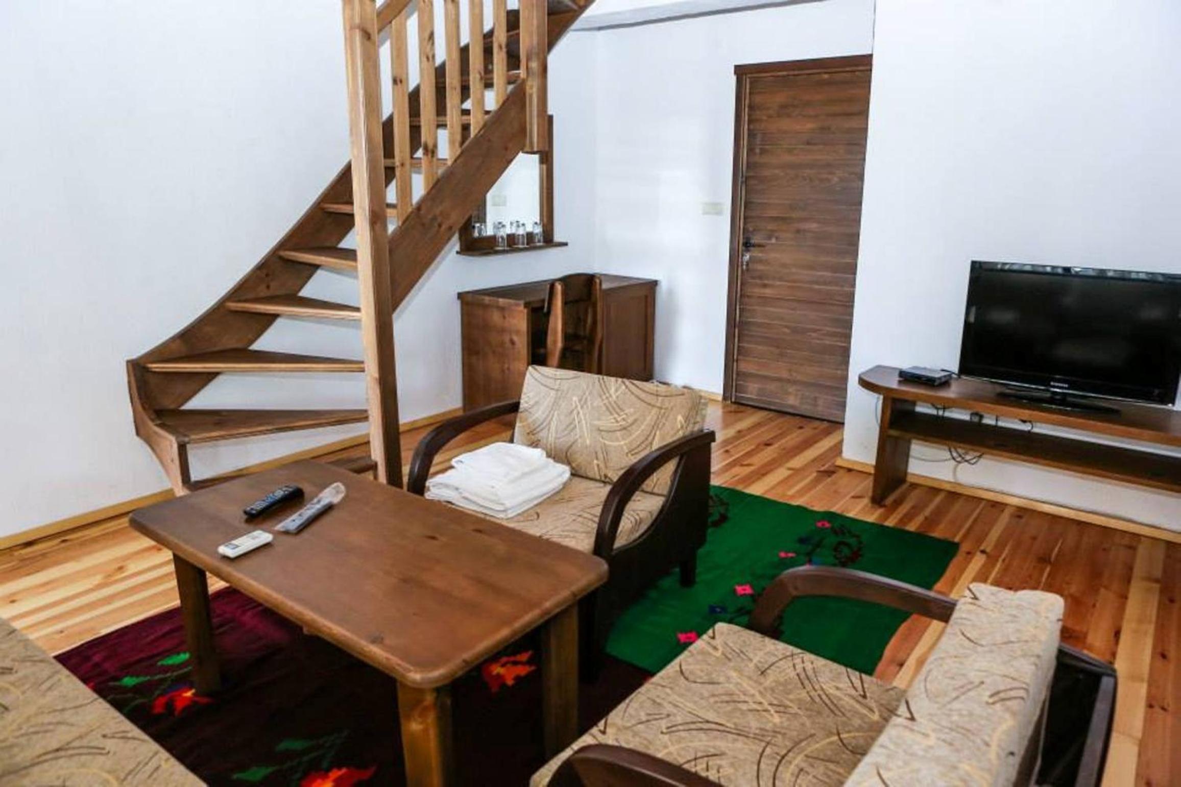 Duplex Suite with Balcony photo 2
