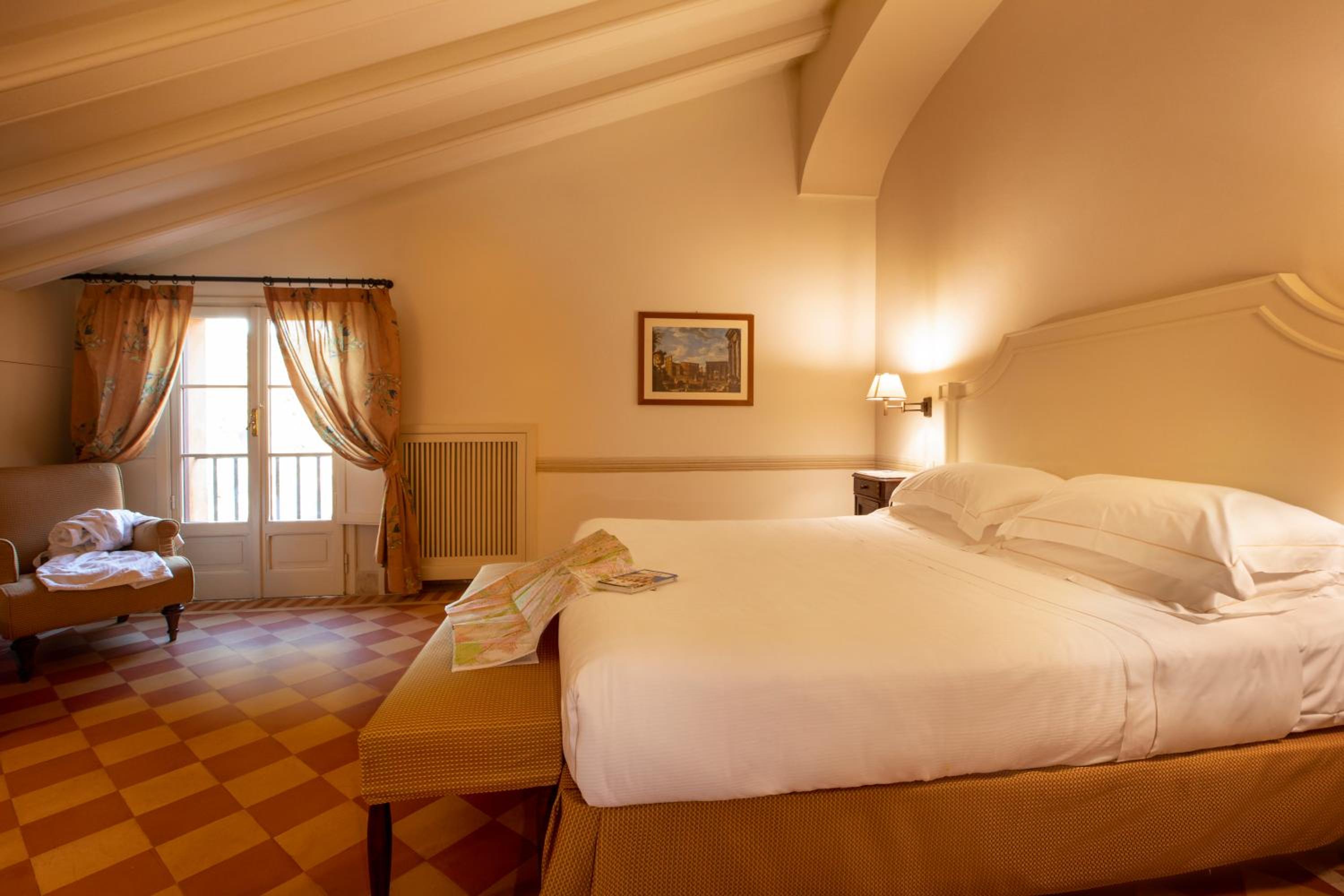 Superior Double or Twin Room photo 2