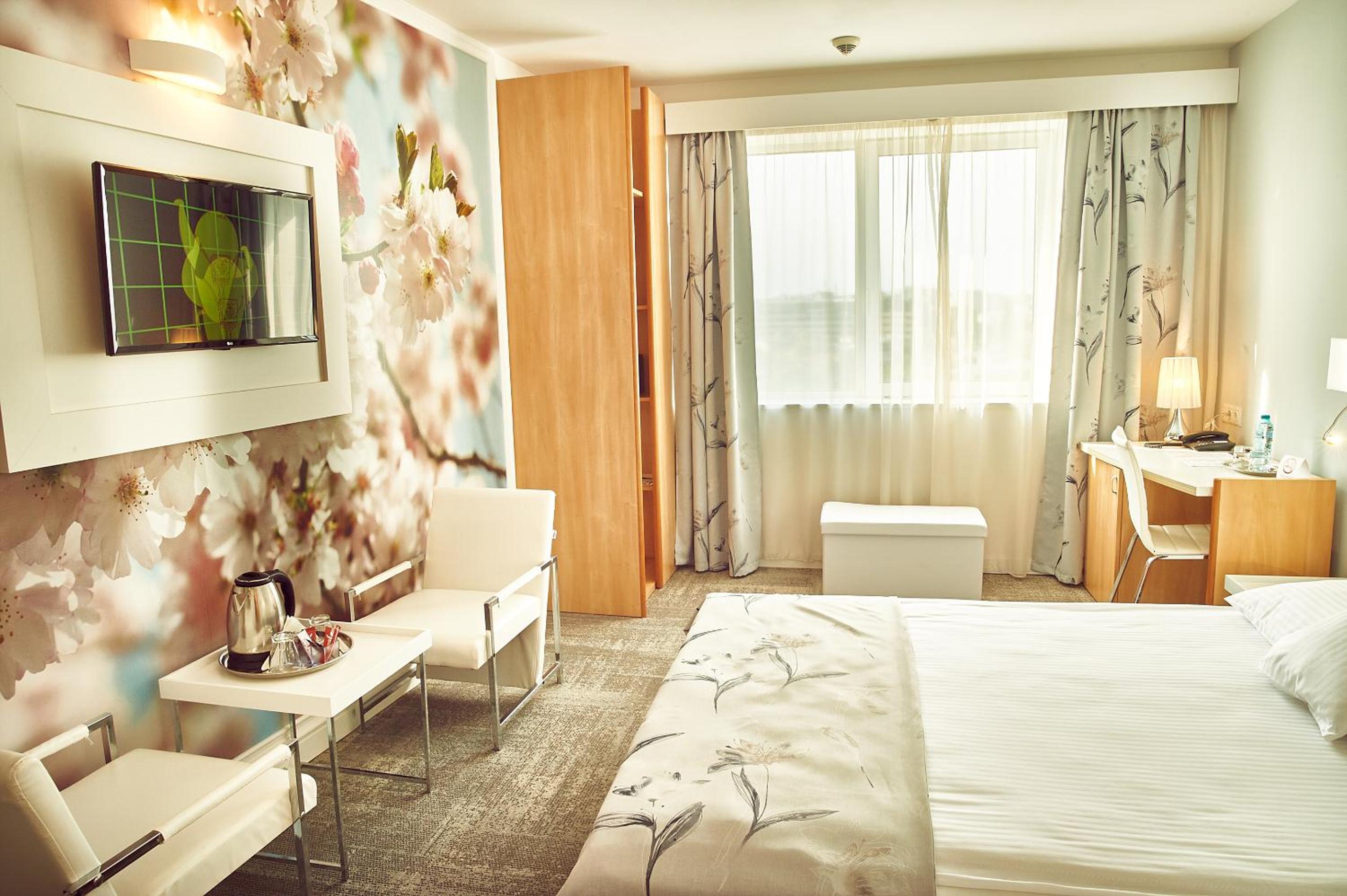 Standard Double Room - Photo 4