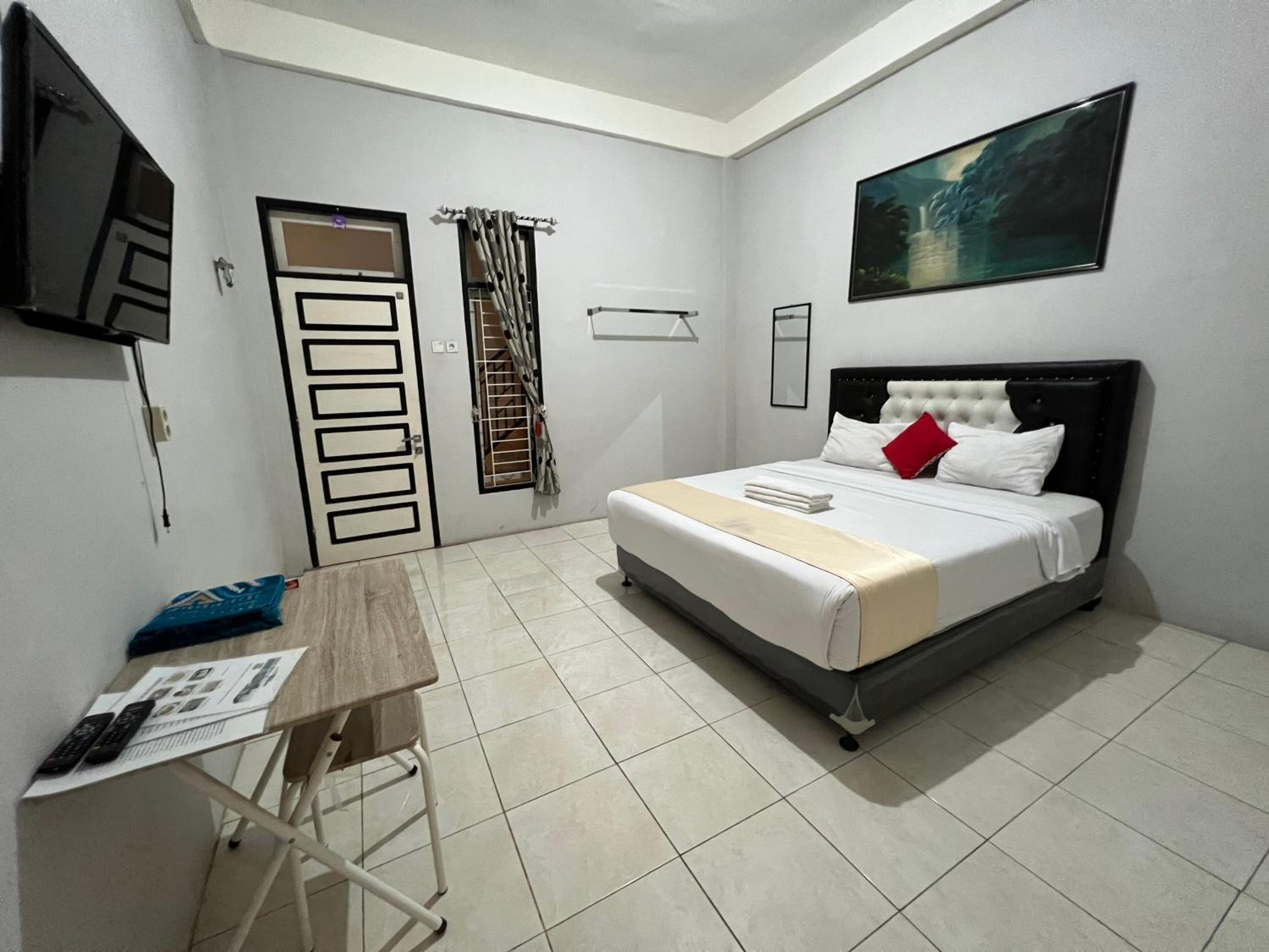 Deluxe Double Room photo 3