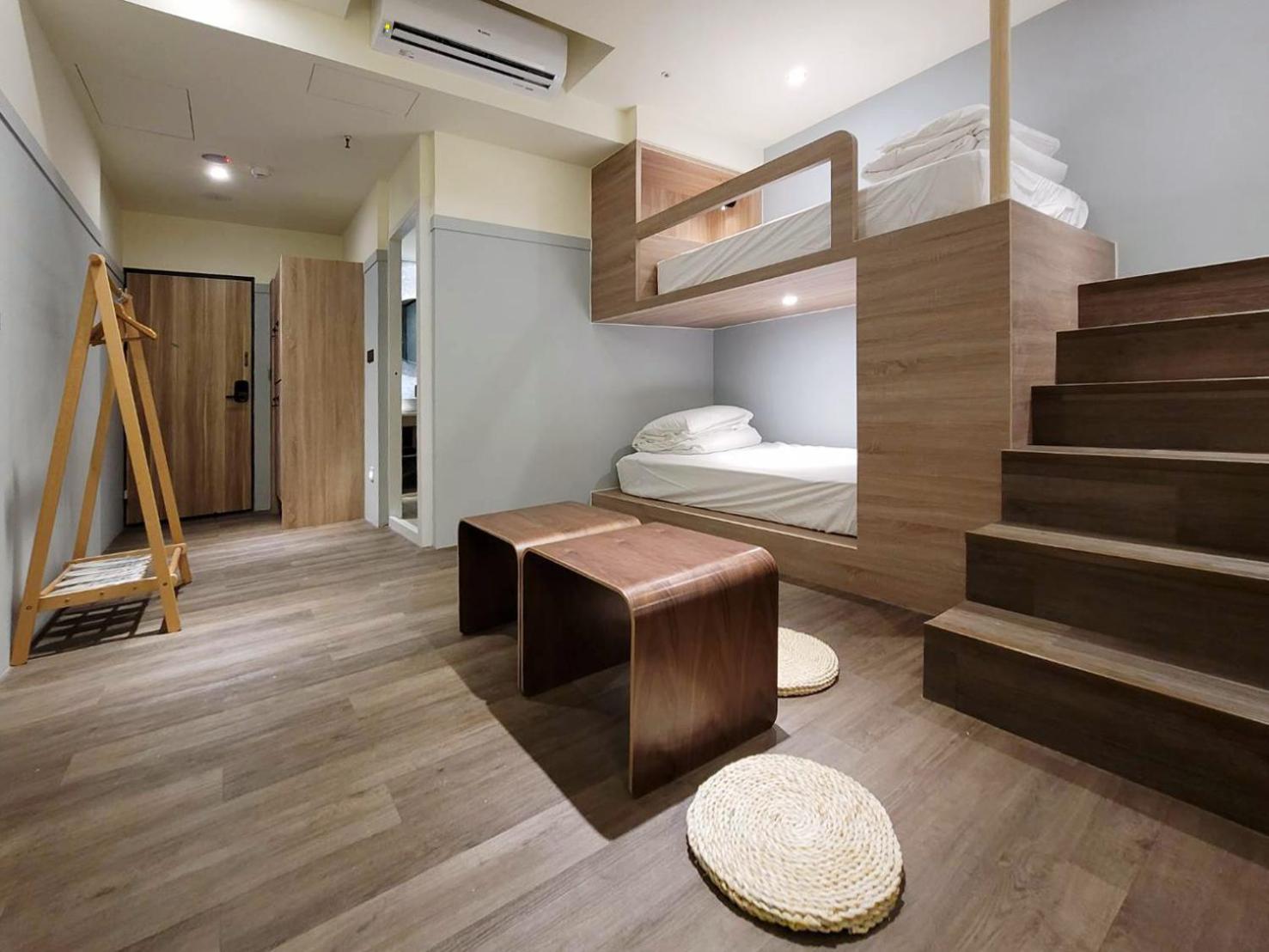 Classic Quadruple Room - Photo 7
