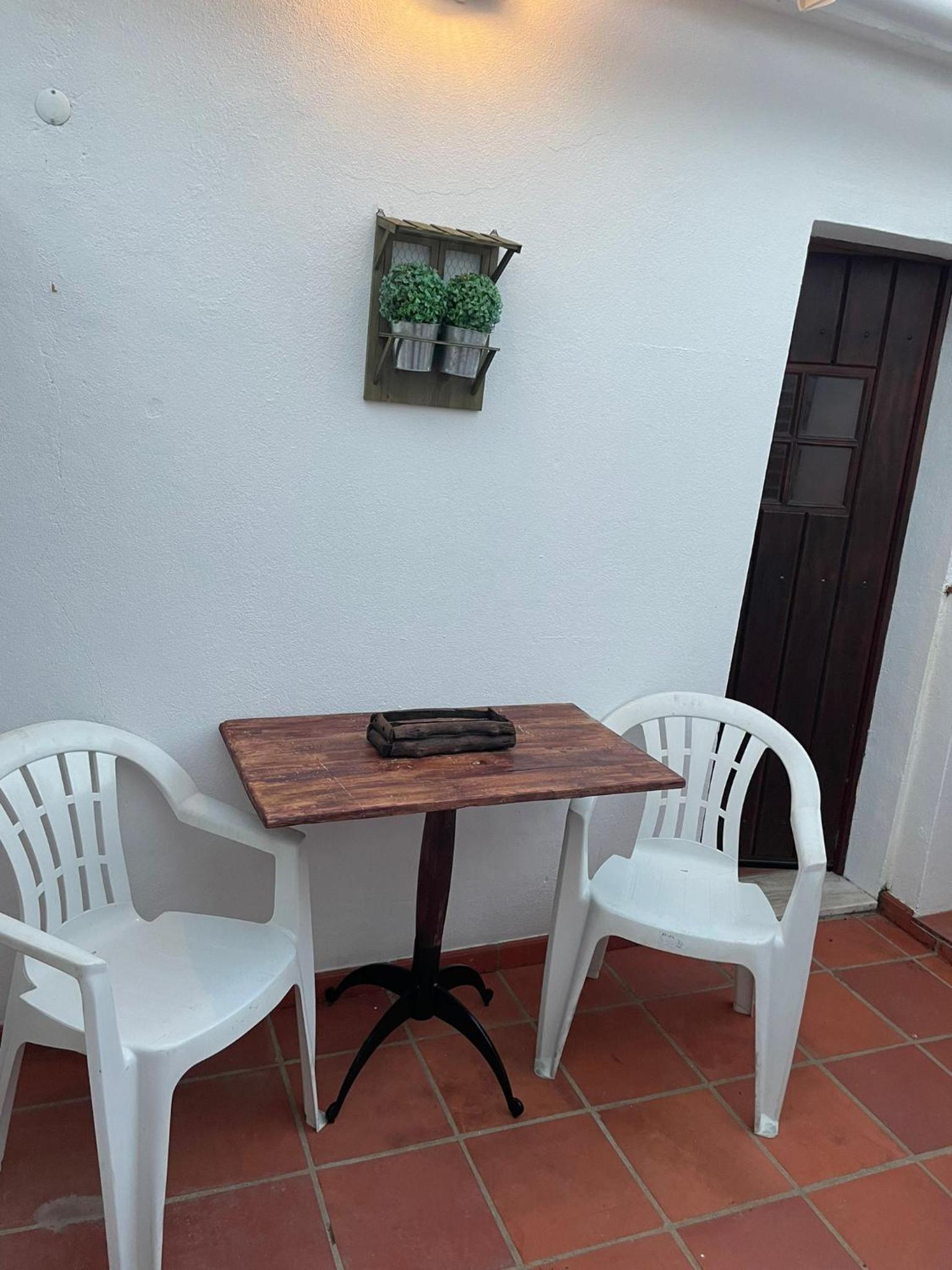 Apartment with Terrace - Photo 11