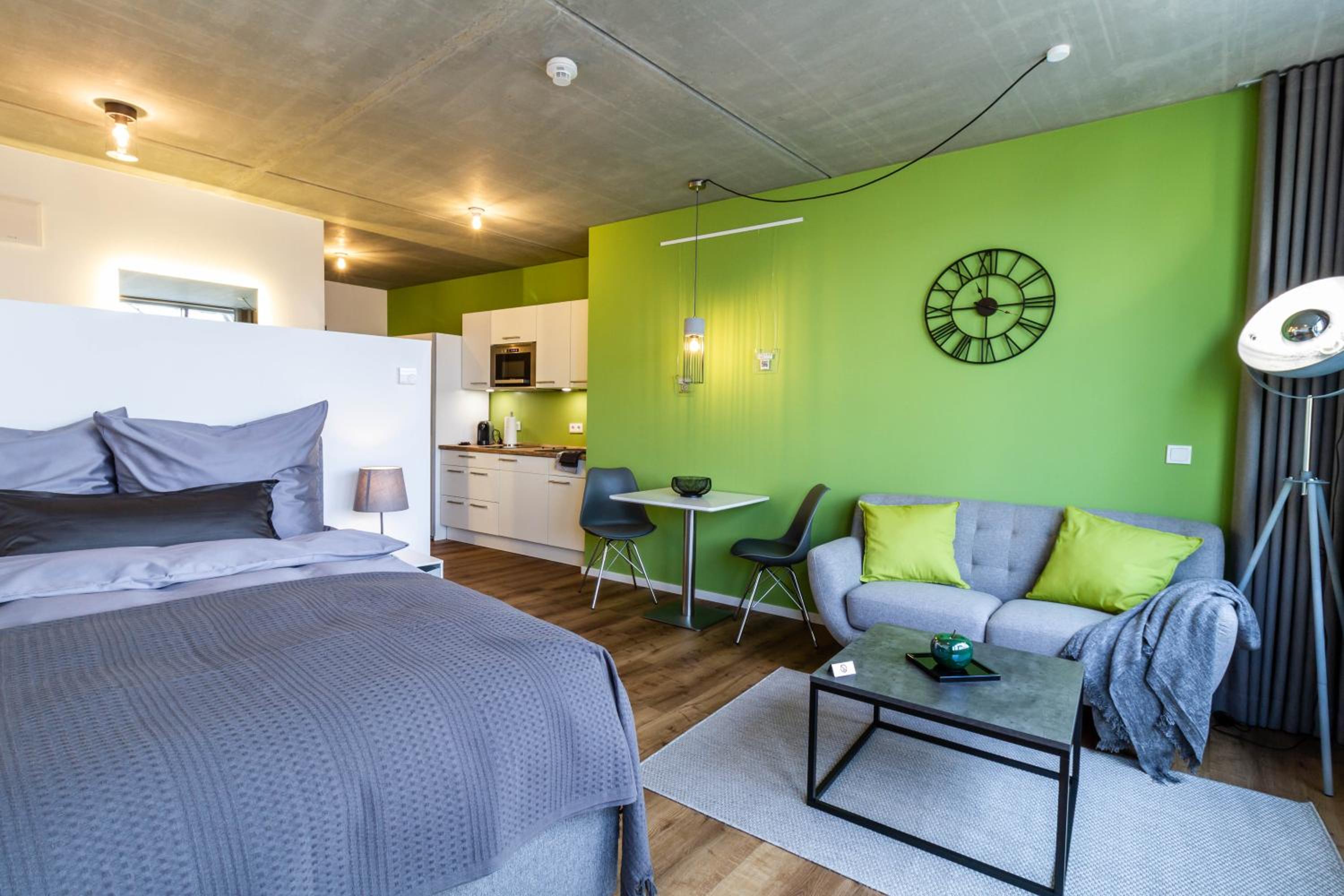 Studio Apartment