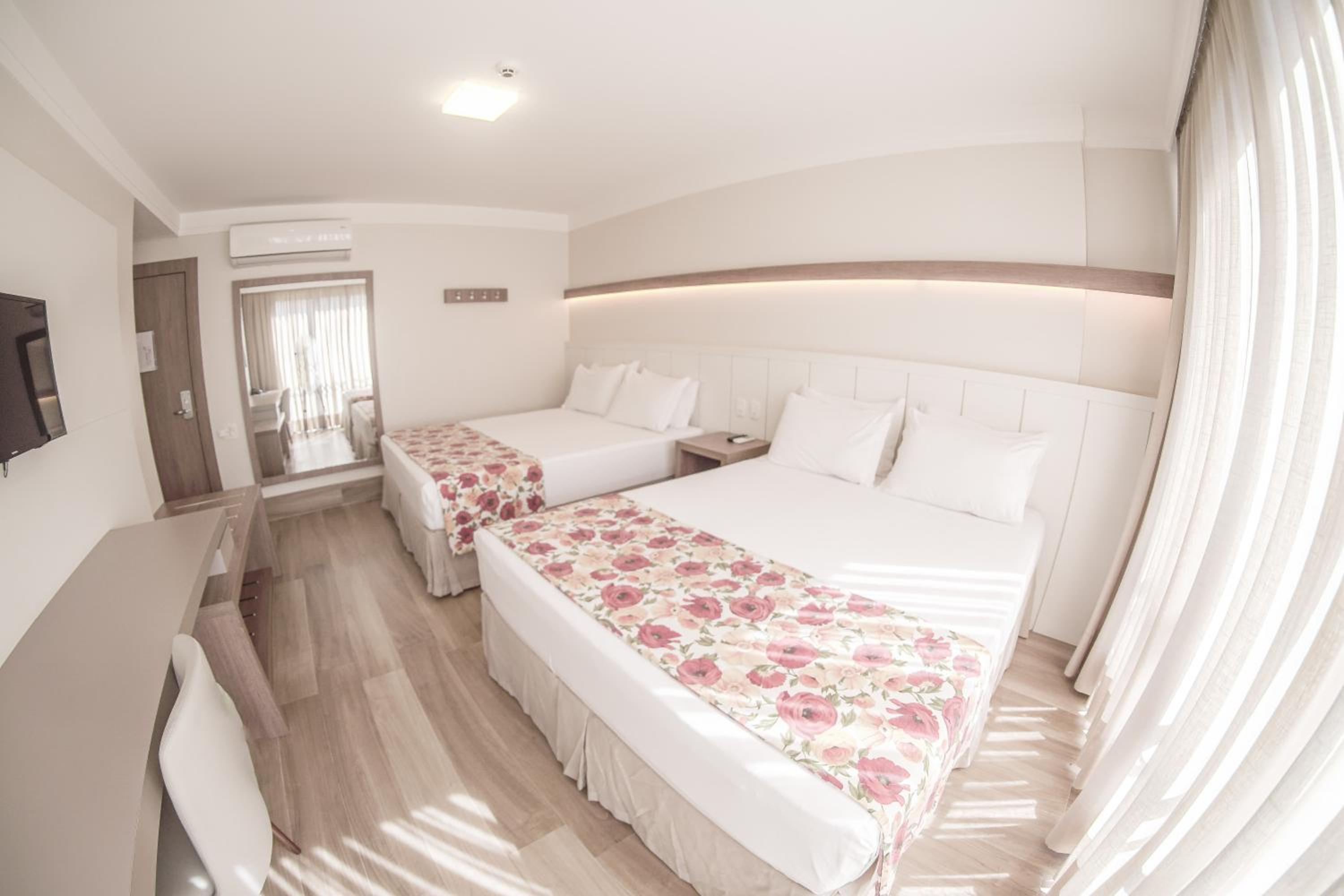 Quadruple Room photo 2