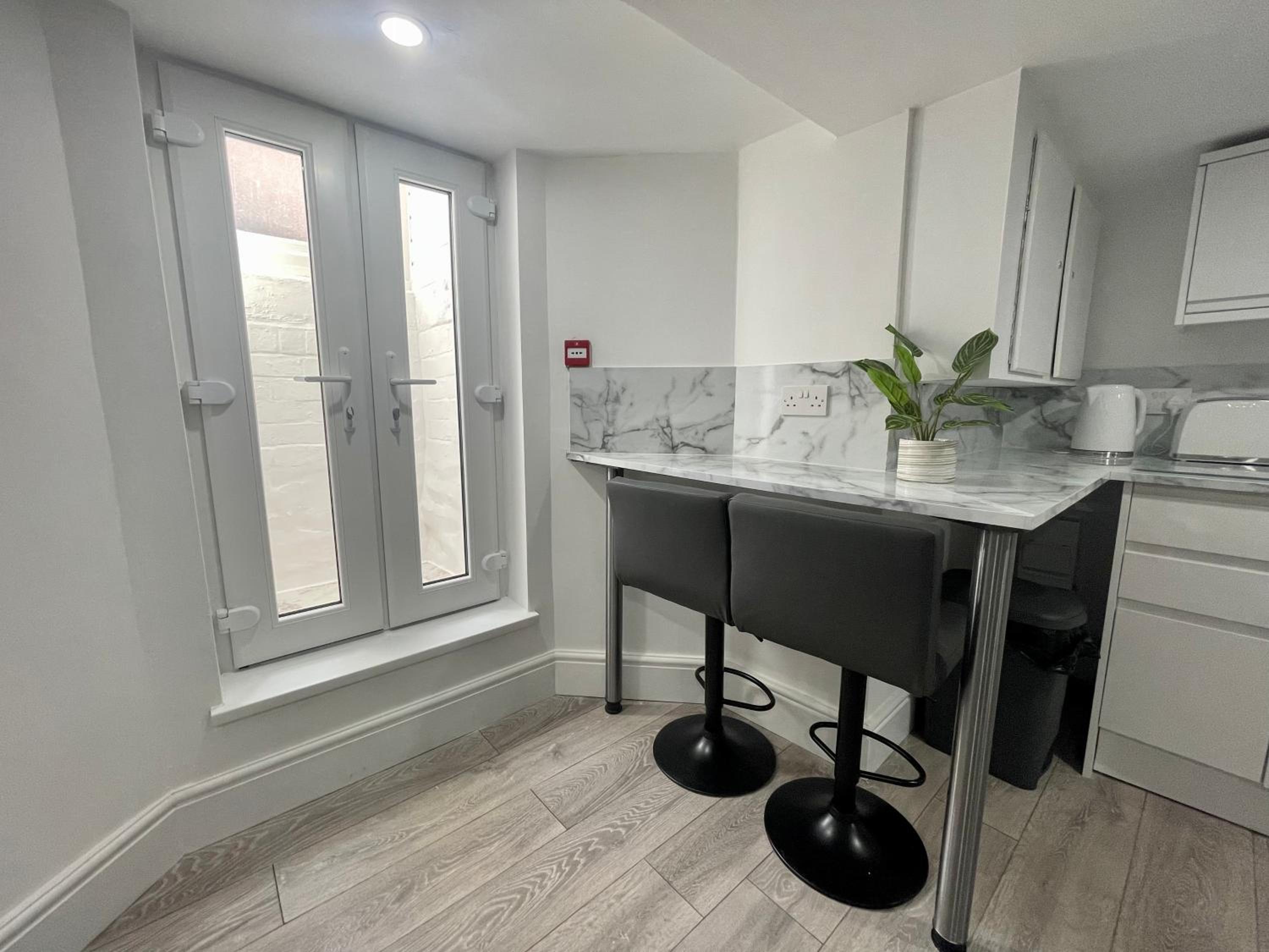Basement Suite With Spa Bath (Height Restriction 5'10) - Photo 6