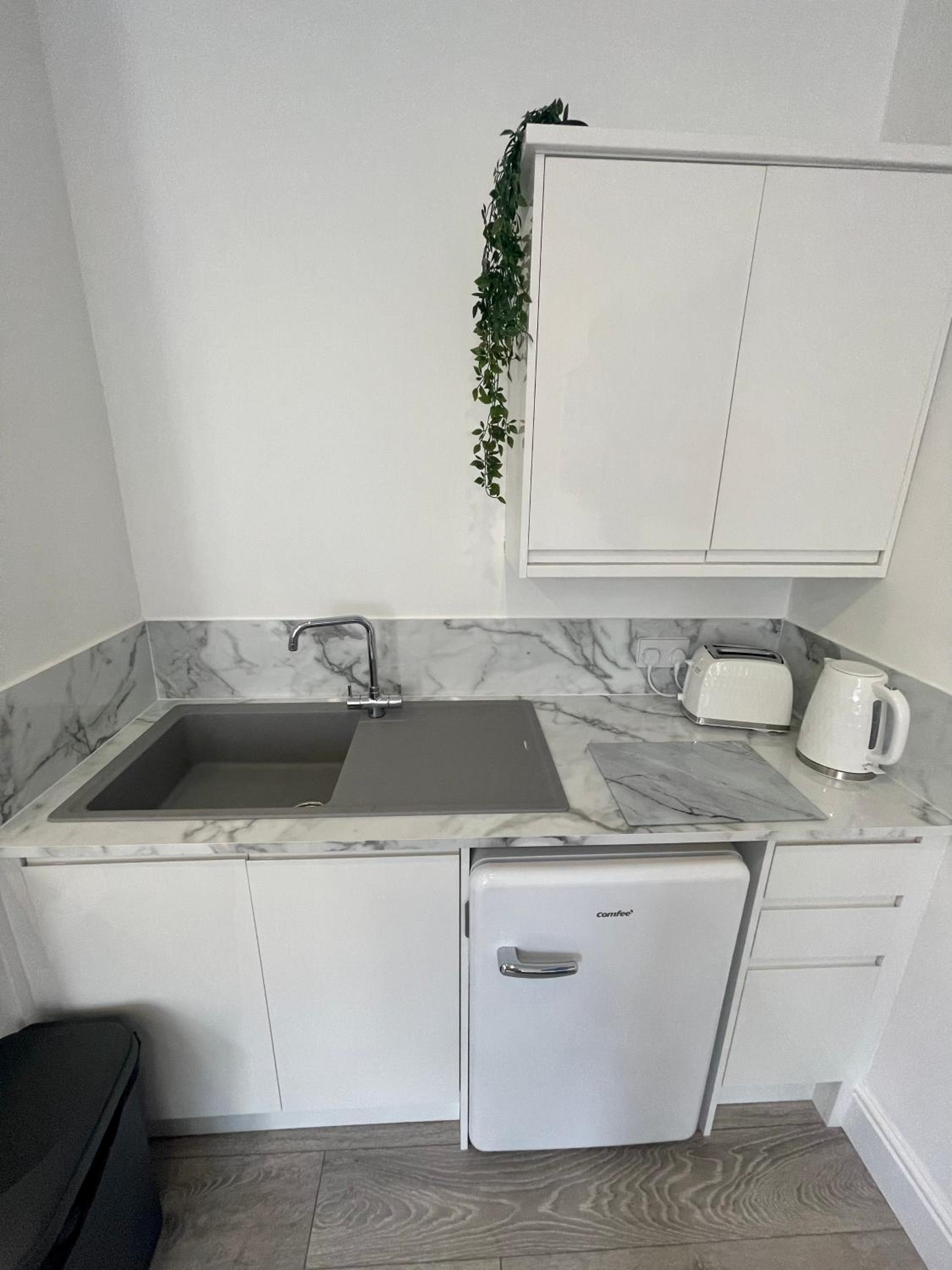 superior suite with spa bath  - Photo 34