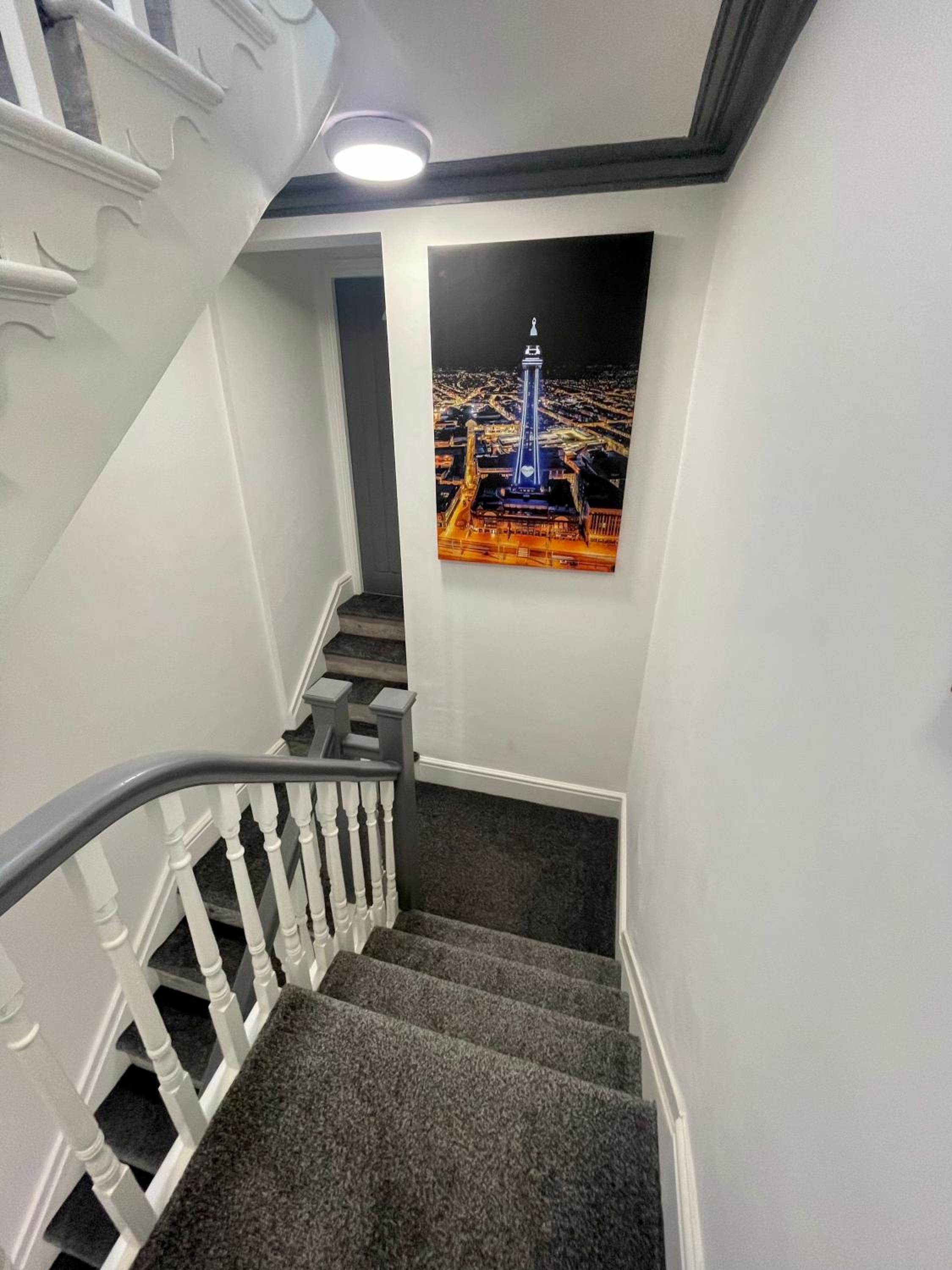 Basement Suite With Spa Bath (Height Restriction 5'10) - Photo 17