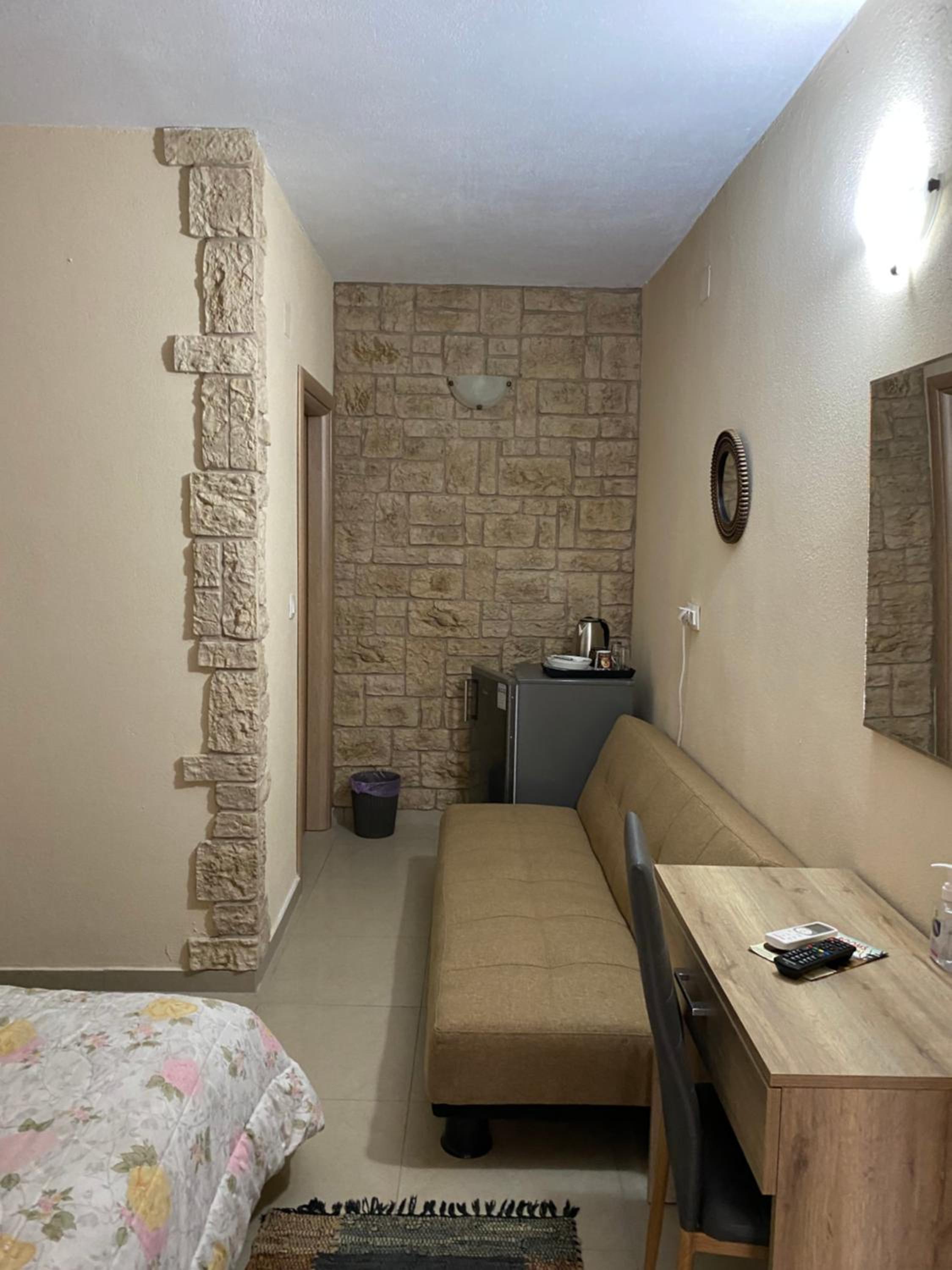 One-Bedroom House - Photo 1
