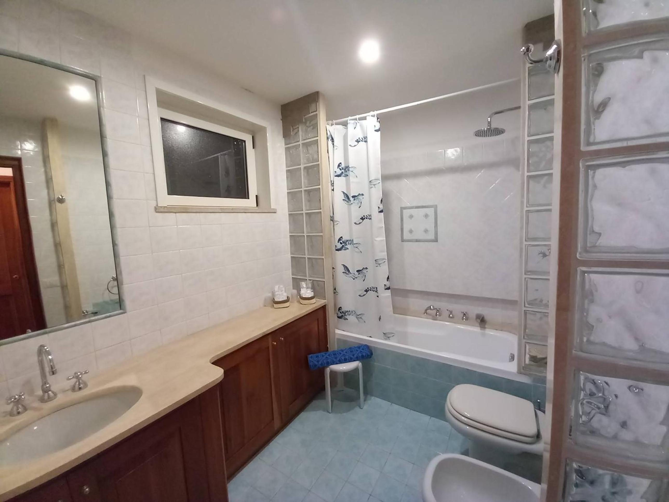 Two-Bedroom Suite photo 3