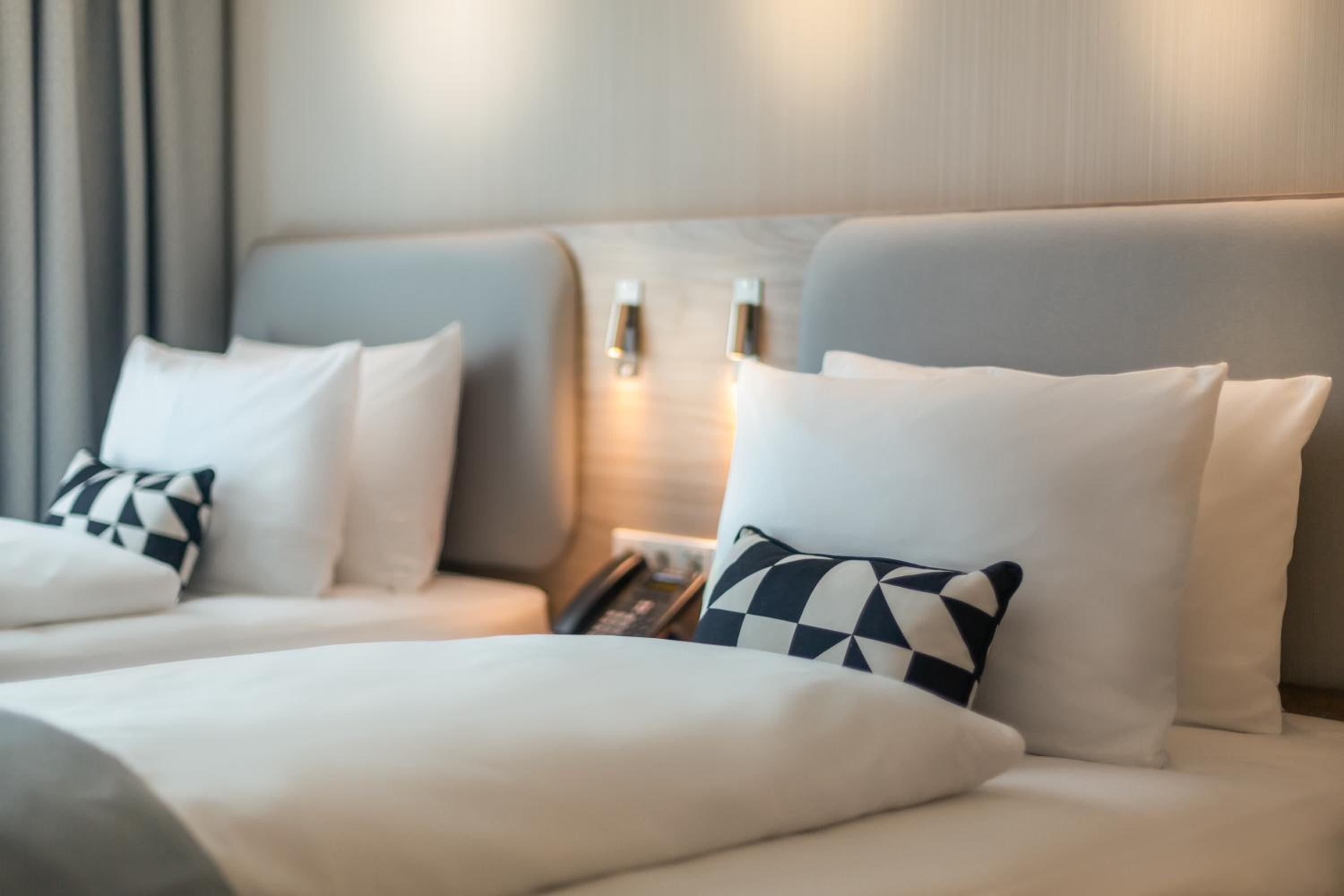 Standard Room with Two Single Beds - Photo 1