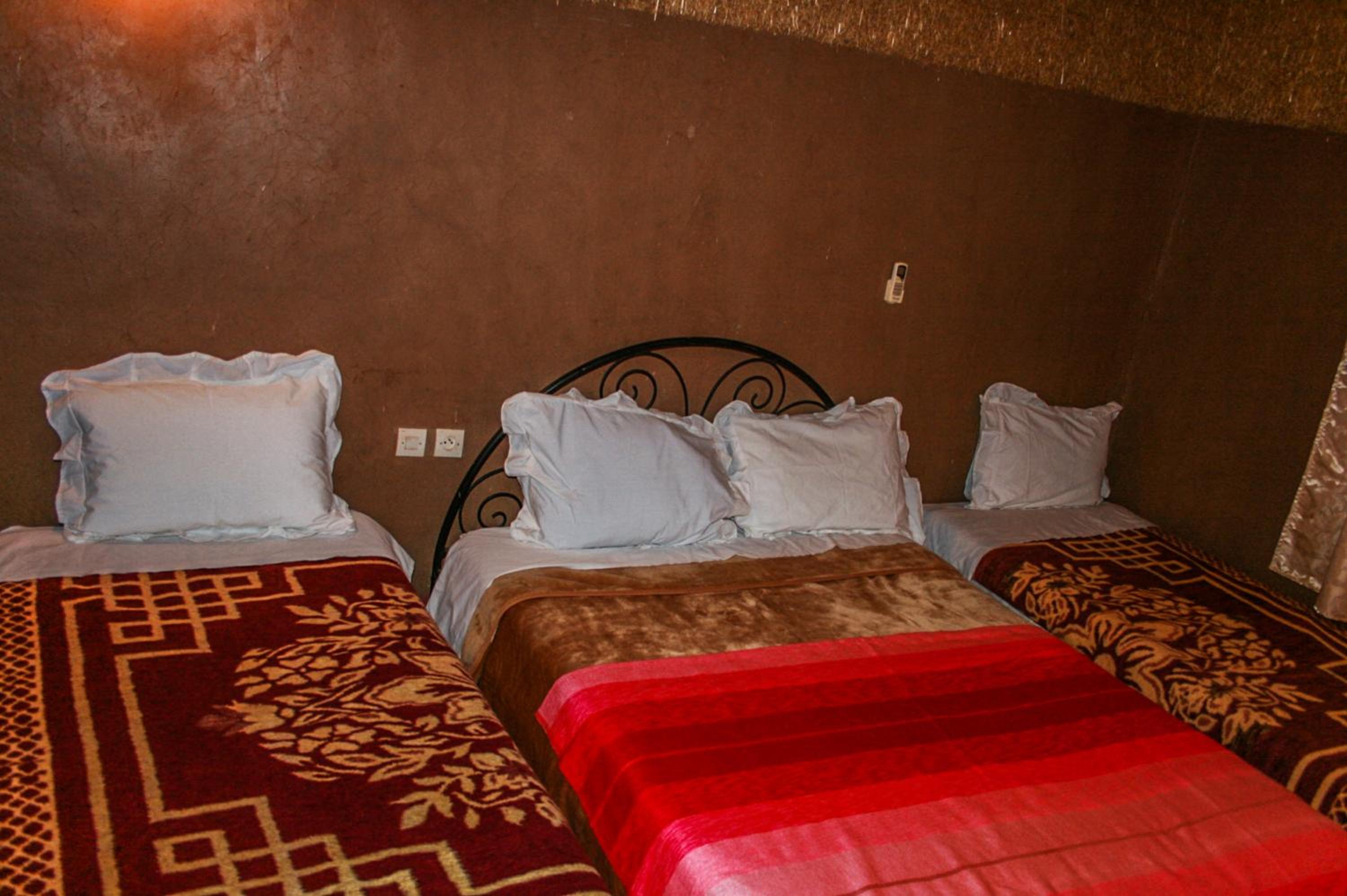 Triple Room with Private Bathroom photo 2