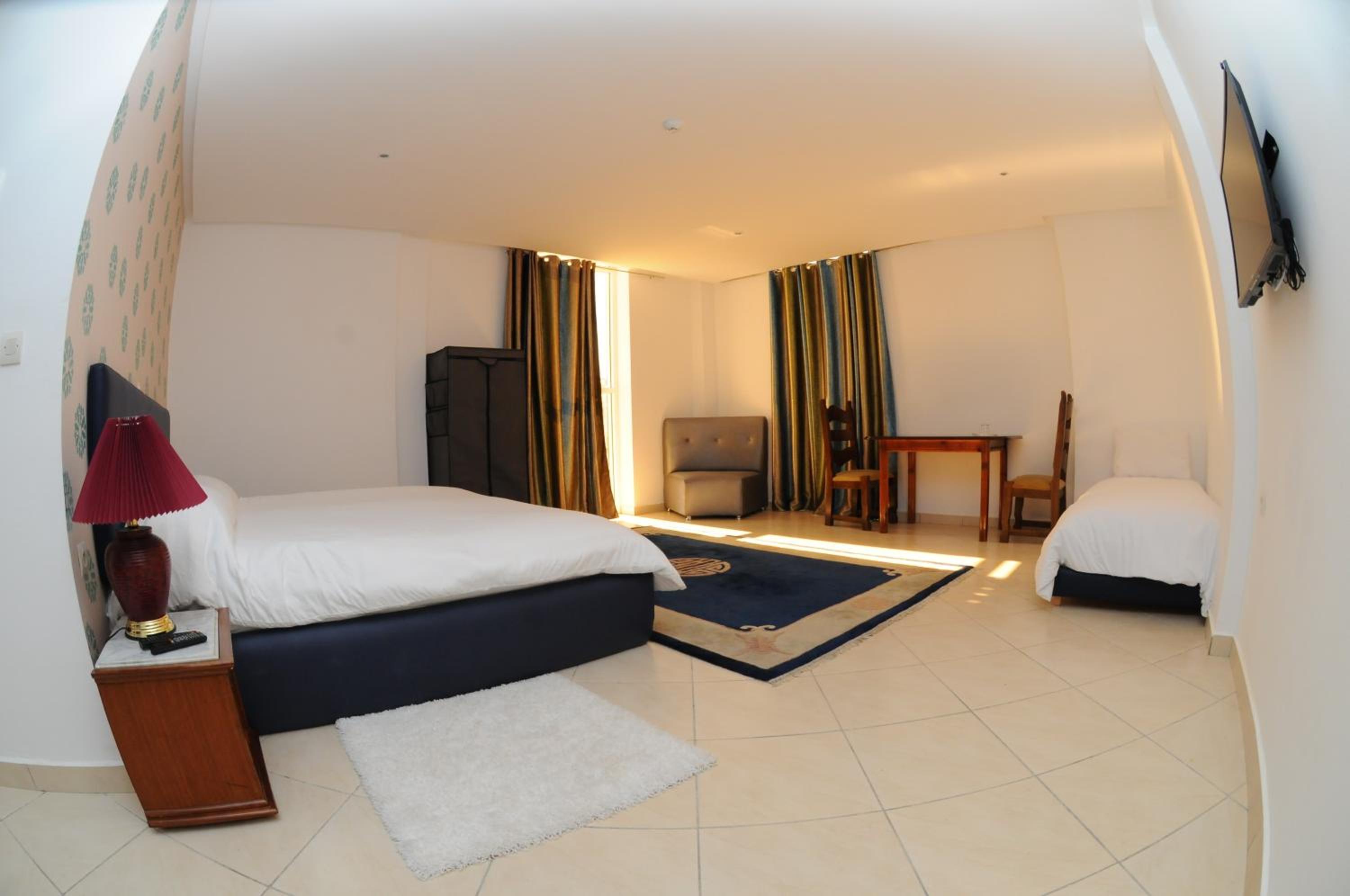 Comfort Triple Room with Shower