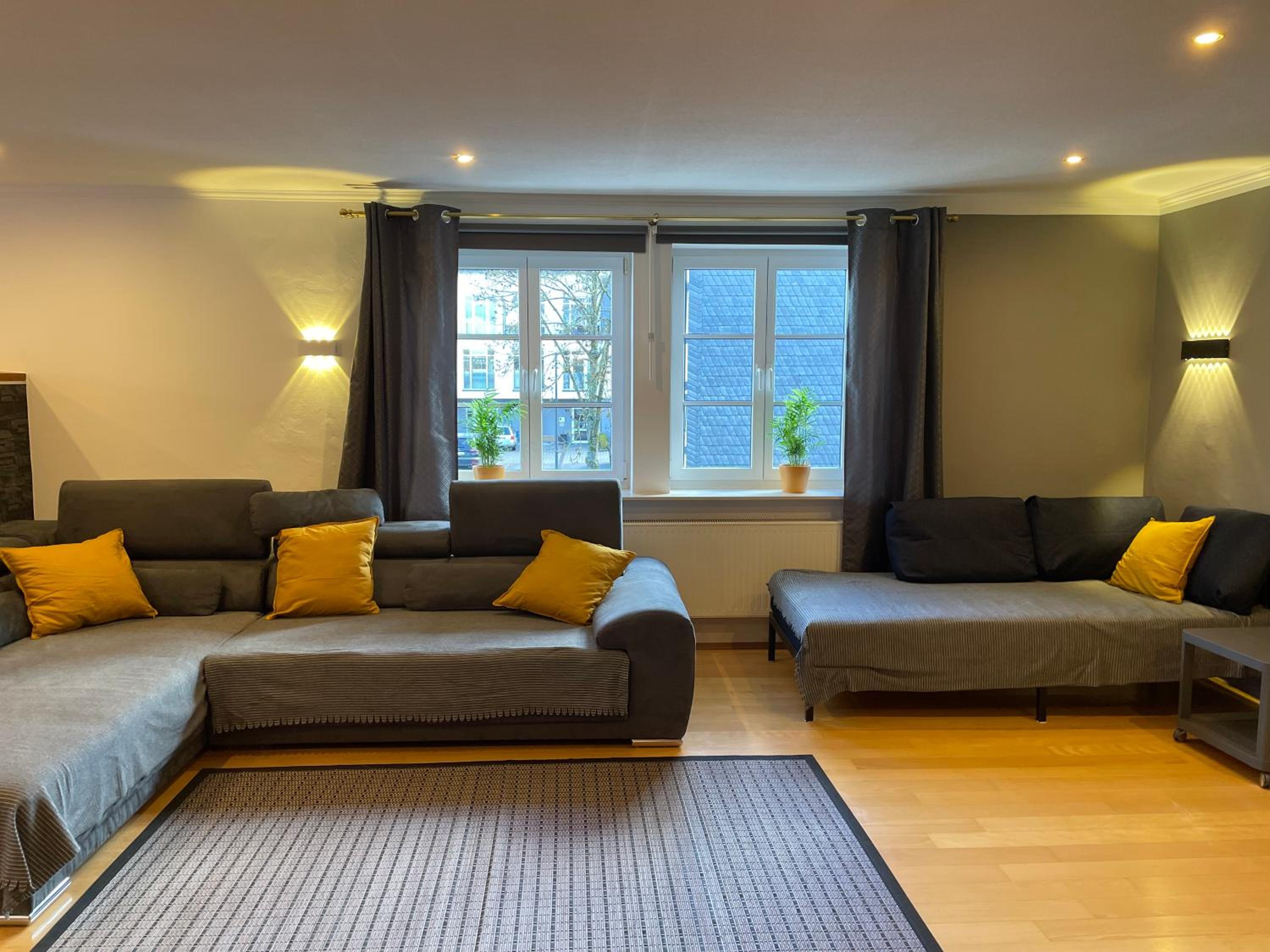 Three-Bedroom Apartment photo 2