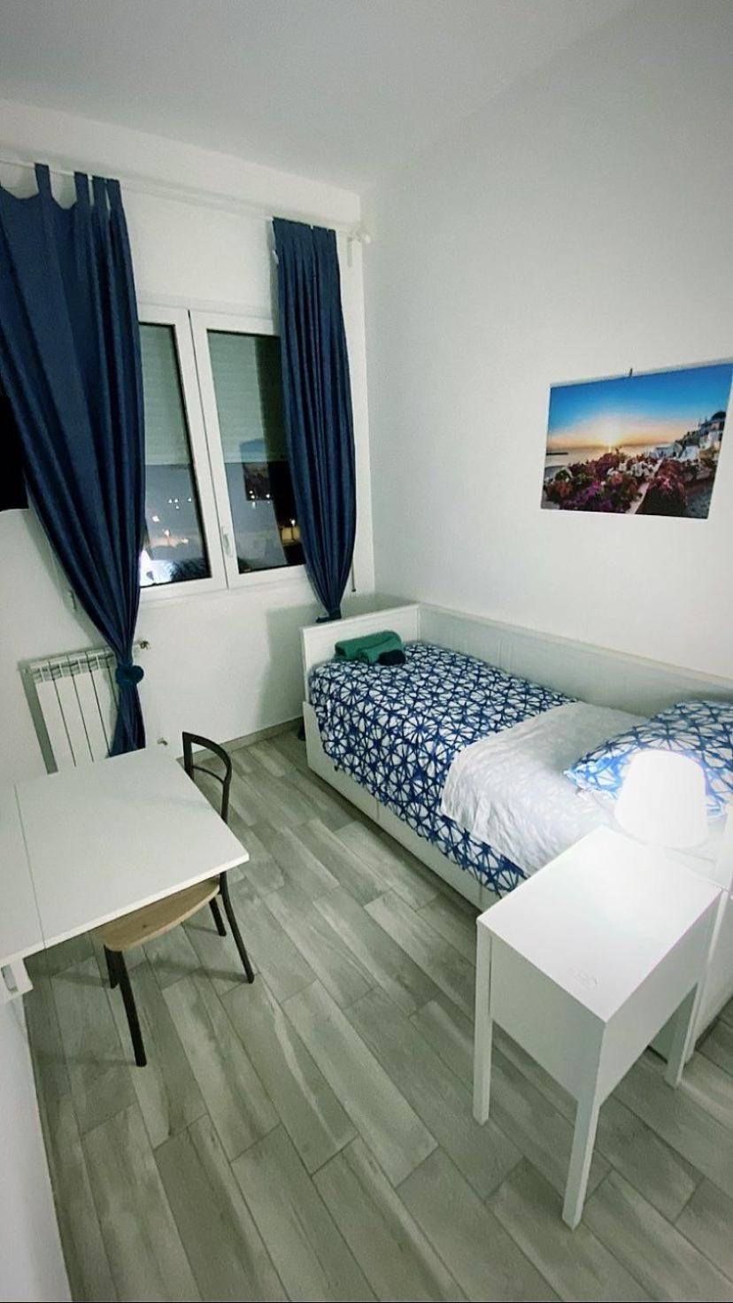 Budget Double Room - Photo 4