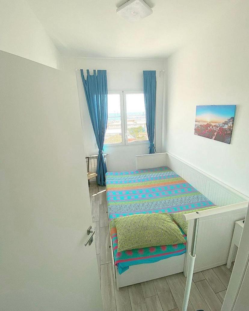 Budget Double Room - Photo 6