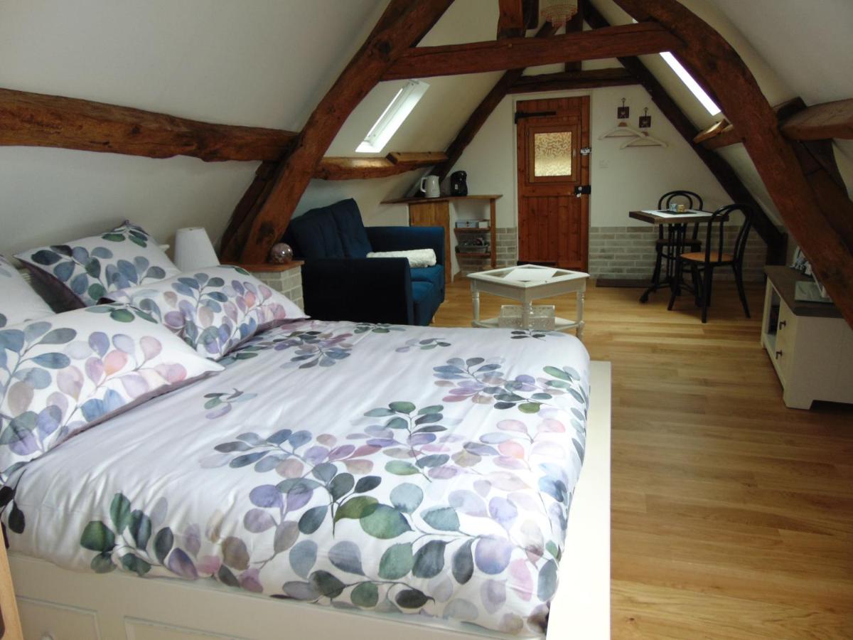 Double Room with Private Bathroom photo 3