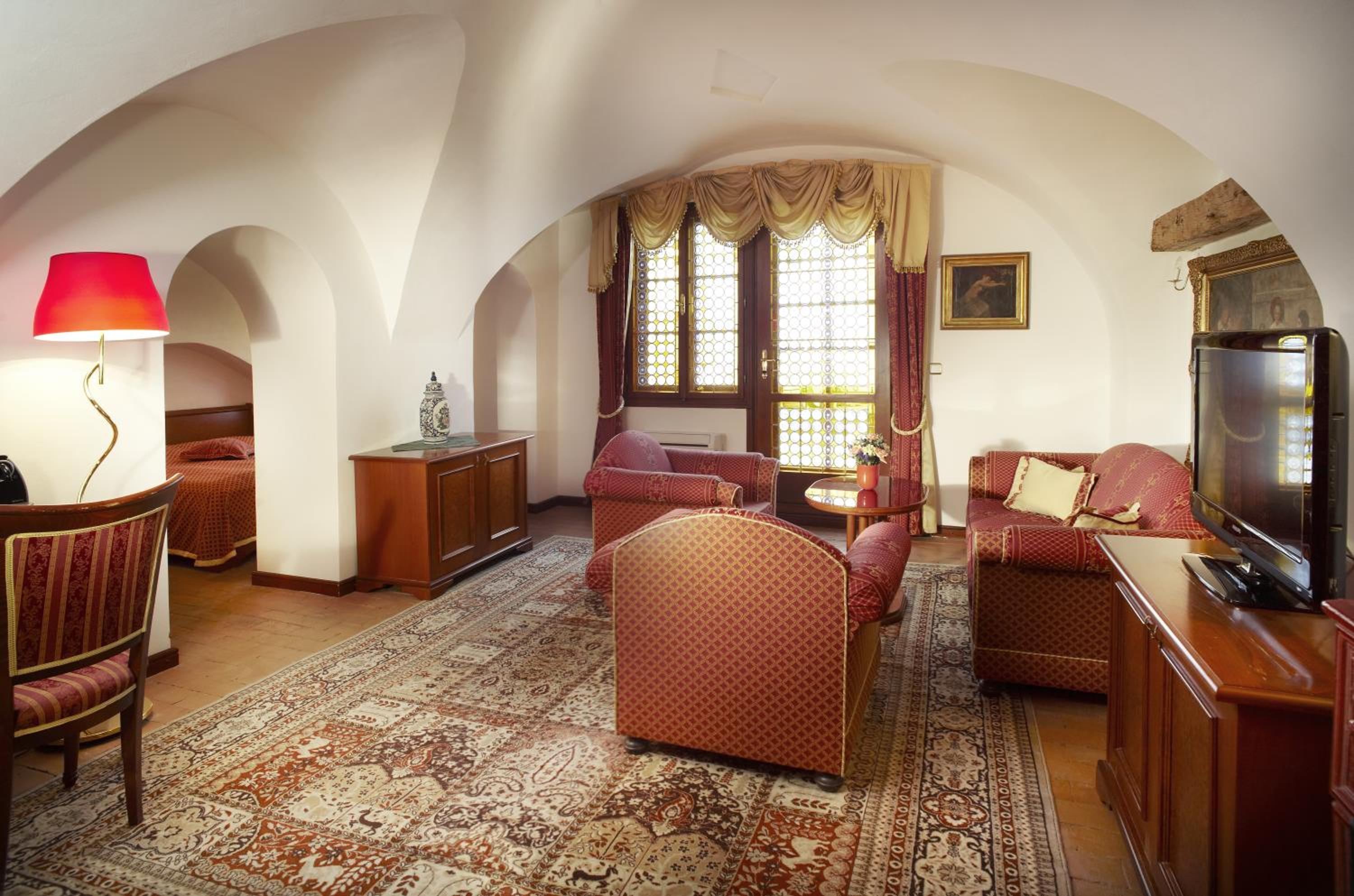 Suite - Photo 4