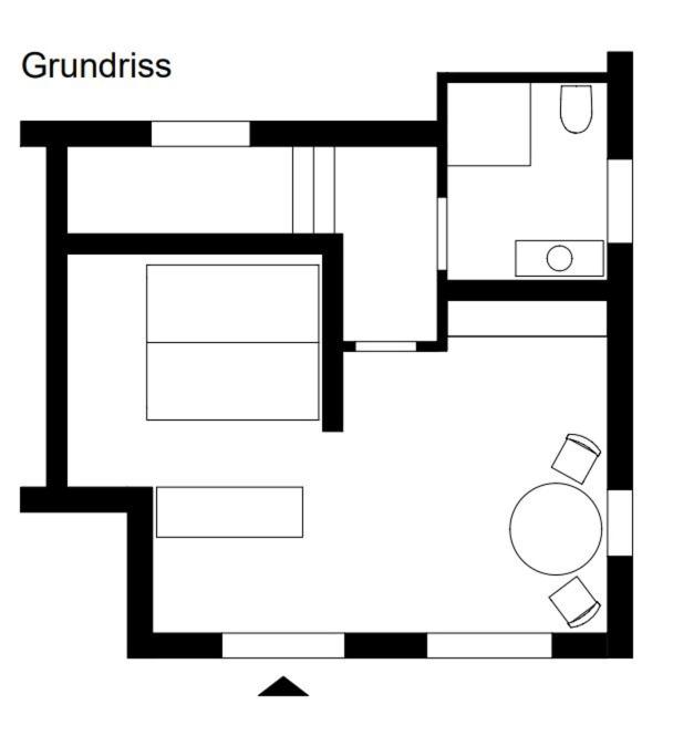 One-Bedroom Apartment photo 3